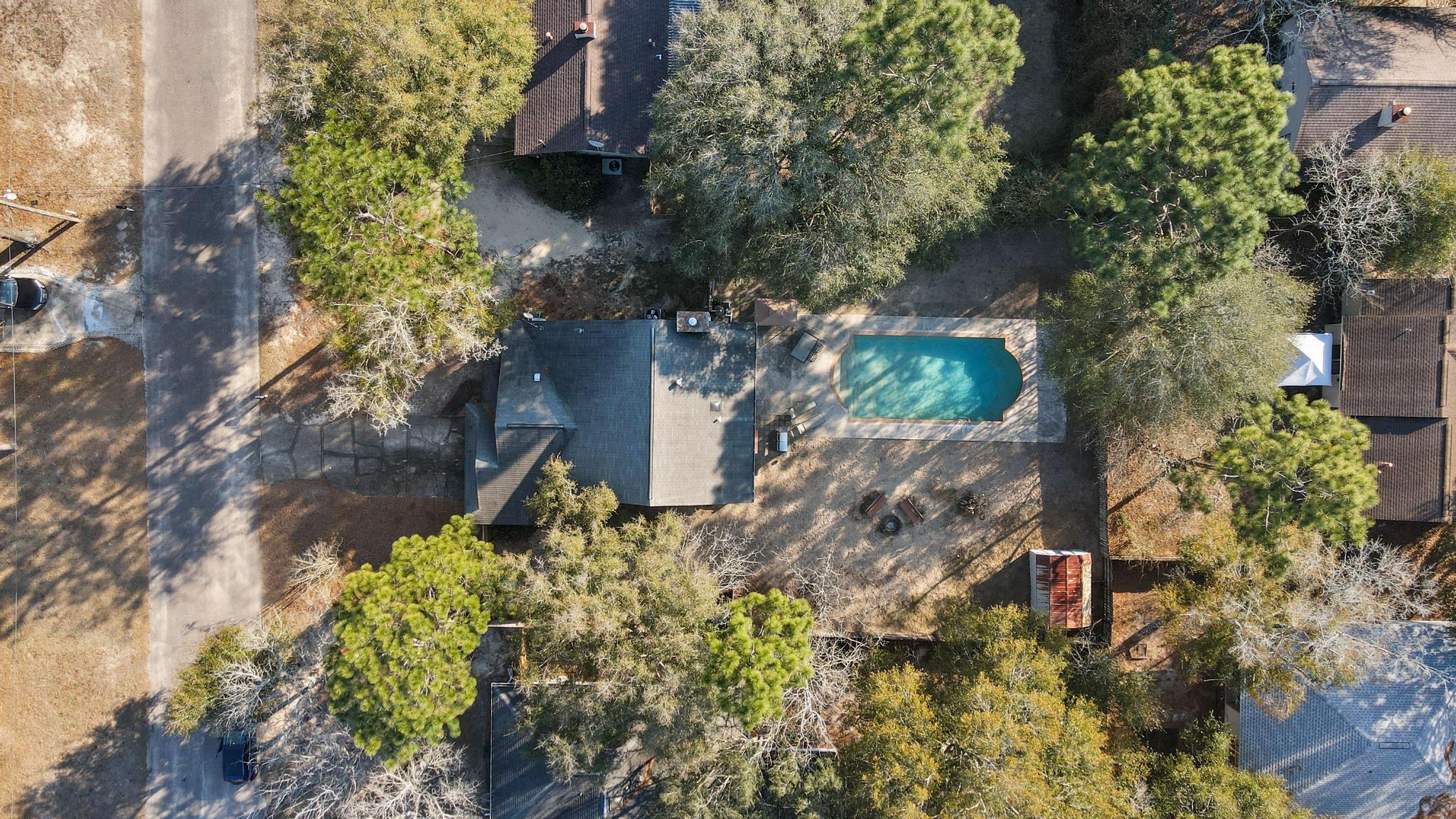 HOLLYROD PARK - Residential