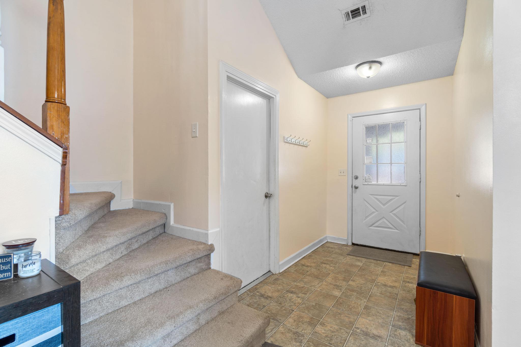 HOLLYROD PARK - Residential