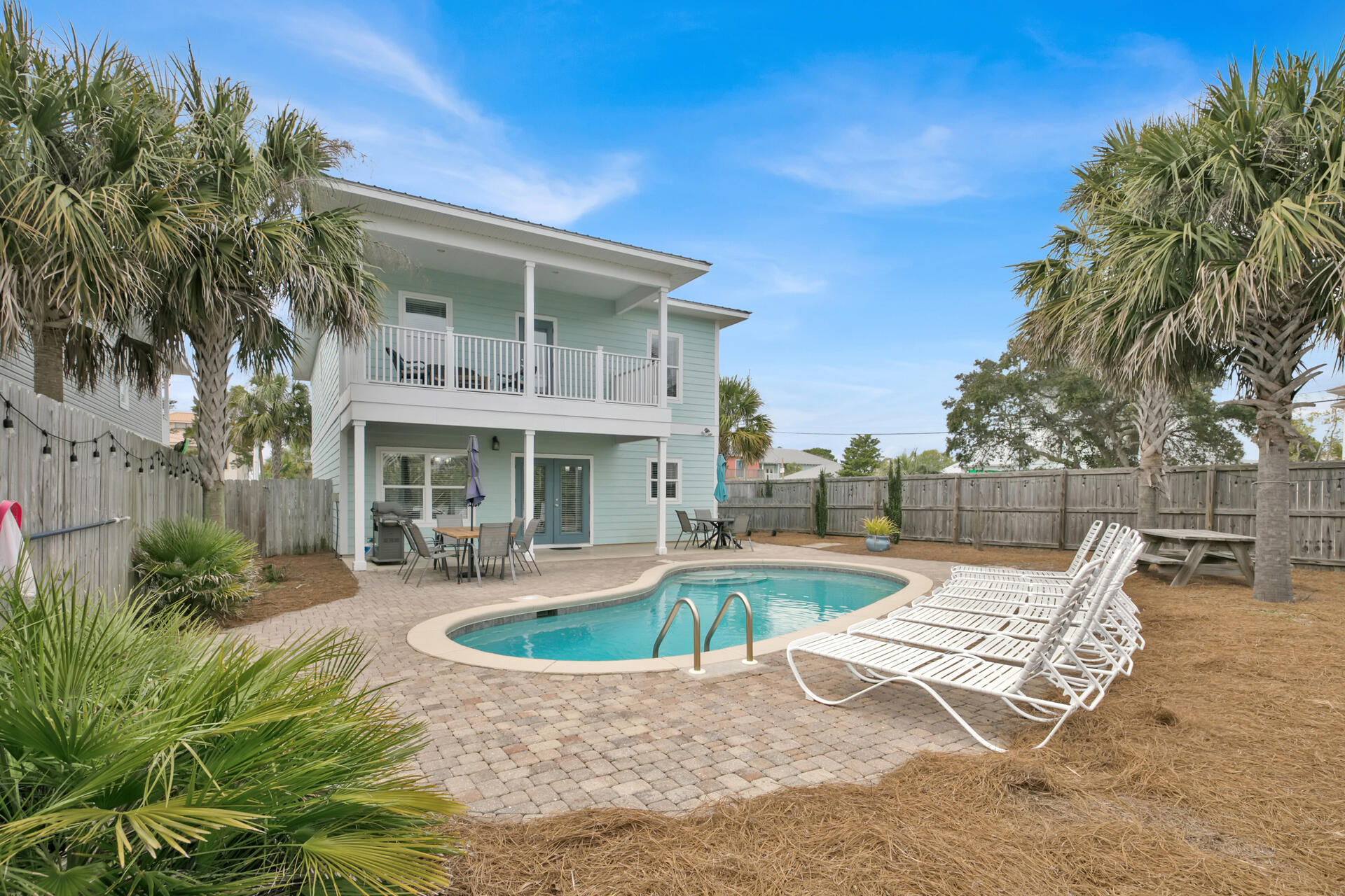 CRYSTAL BEACH - Residential