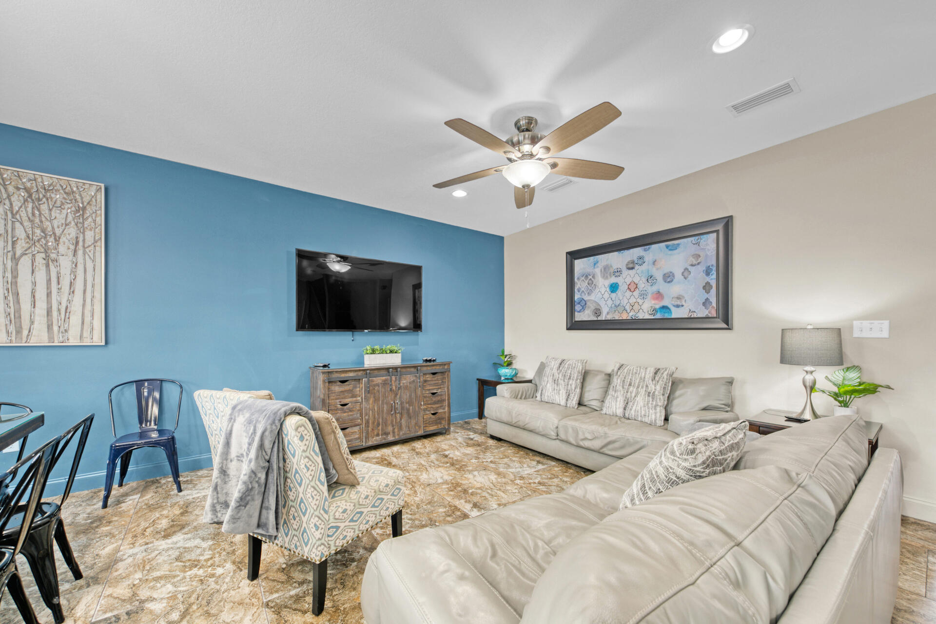 CRYSTAL BEACH - Residential