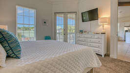 CRYSTAL COVE - Residential