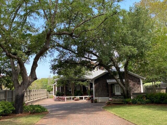 MIKERRI ACRES UNREC - Residential