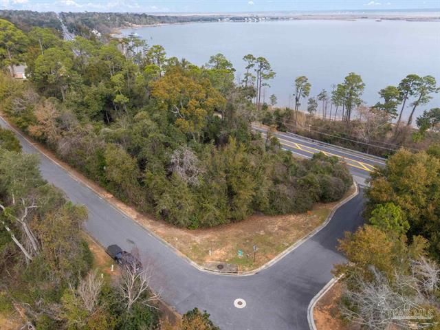 MACKY BLUFFS   Lot 15 Blk A Macky Bluffs Pb 17 P 18/18A Or 8901 P 1978 - Land