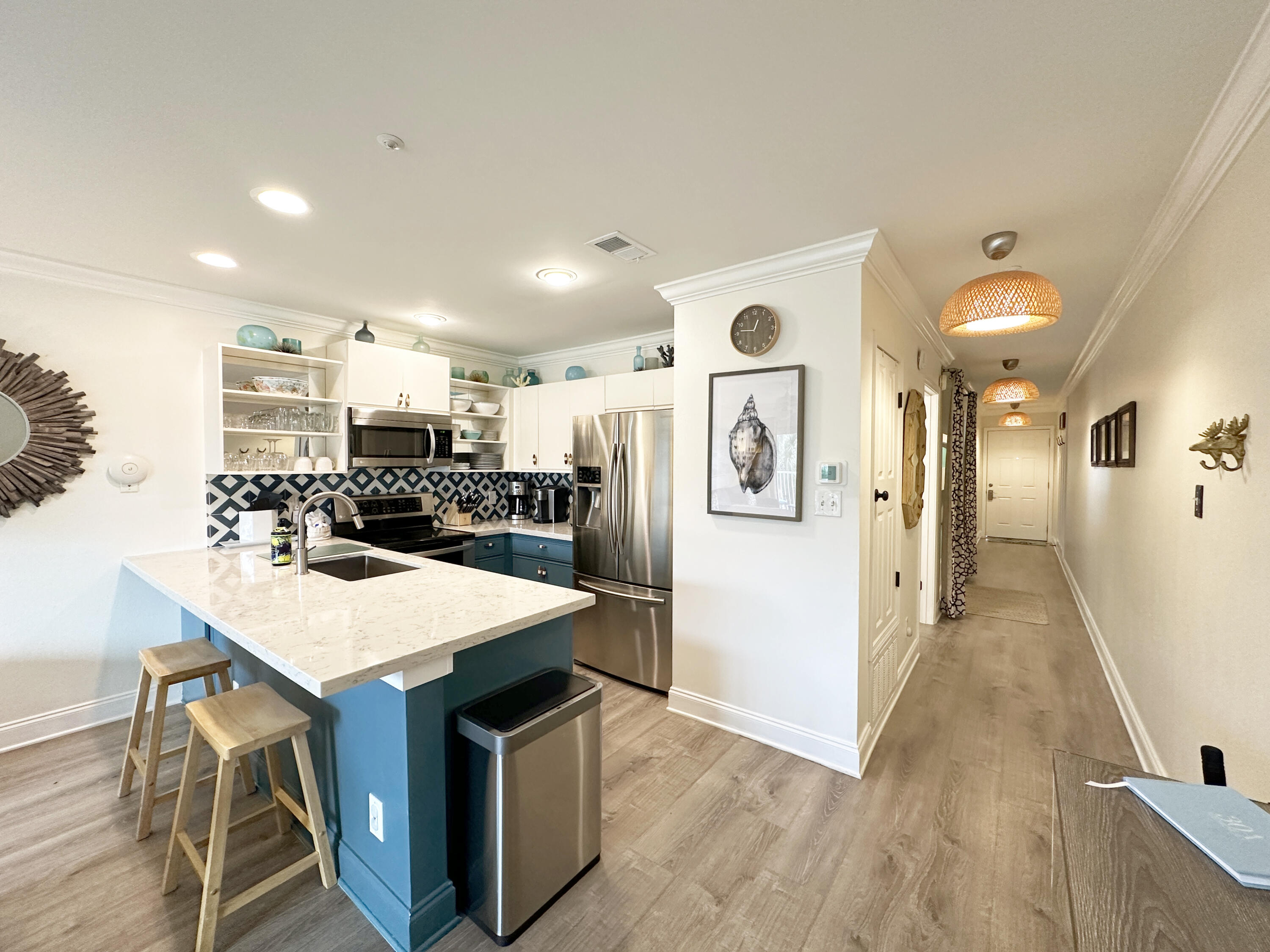 MARAVILLA CONDO 2 - Residential