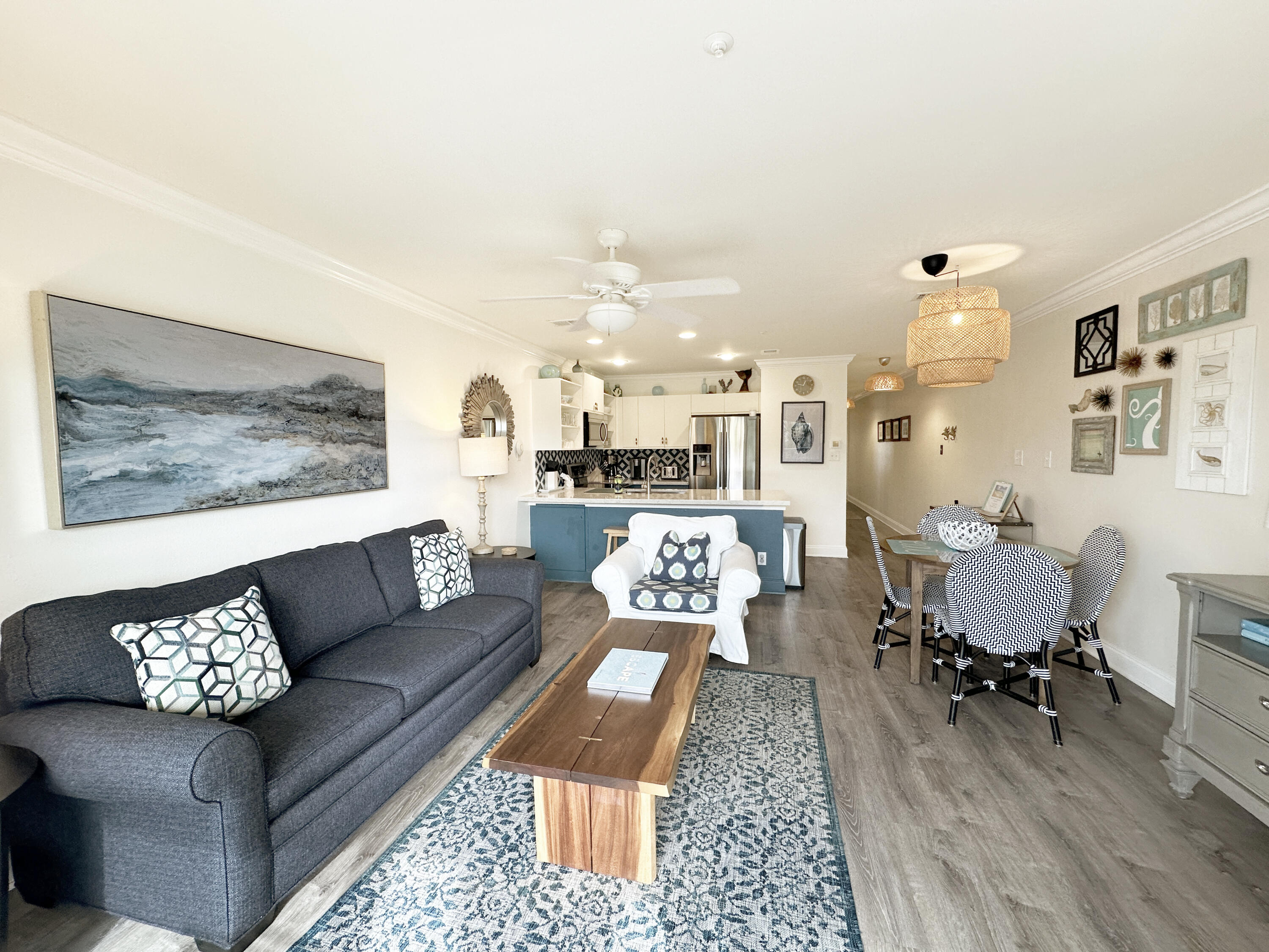 MARAVILLA CONDO 2 - Residential