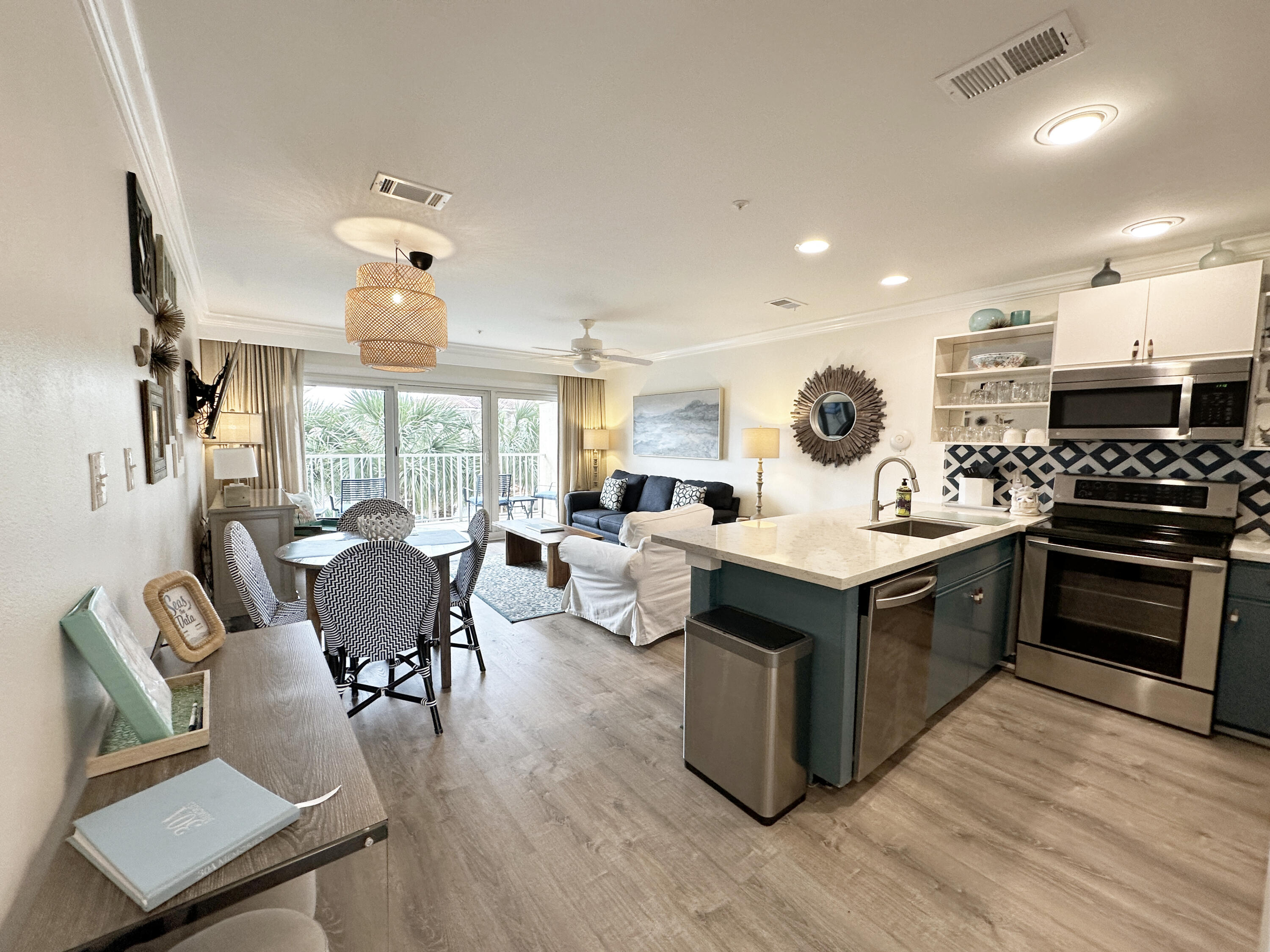 MARAVILLA CONDO 2 - Residential