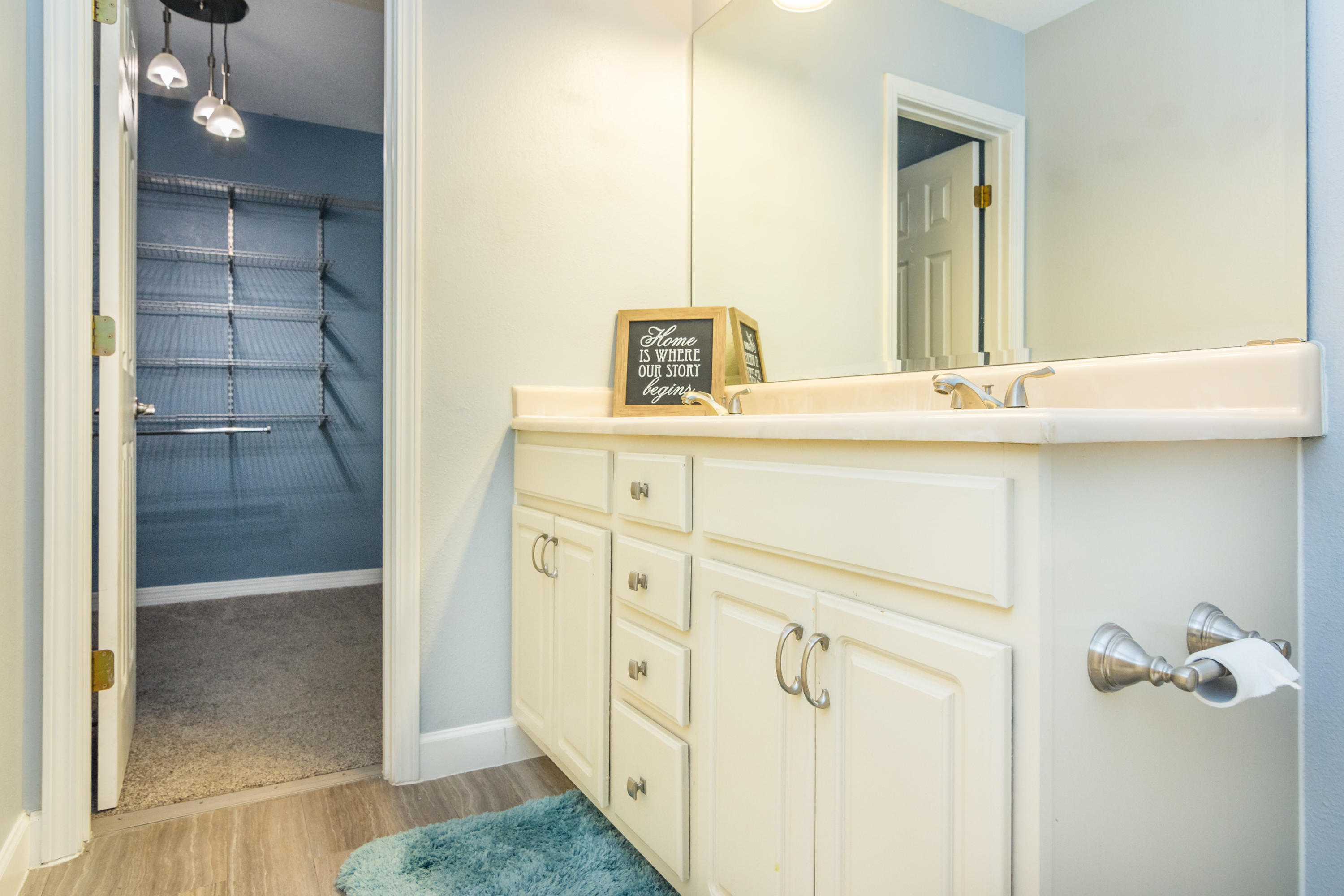 THE PINES - Residential