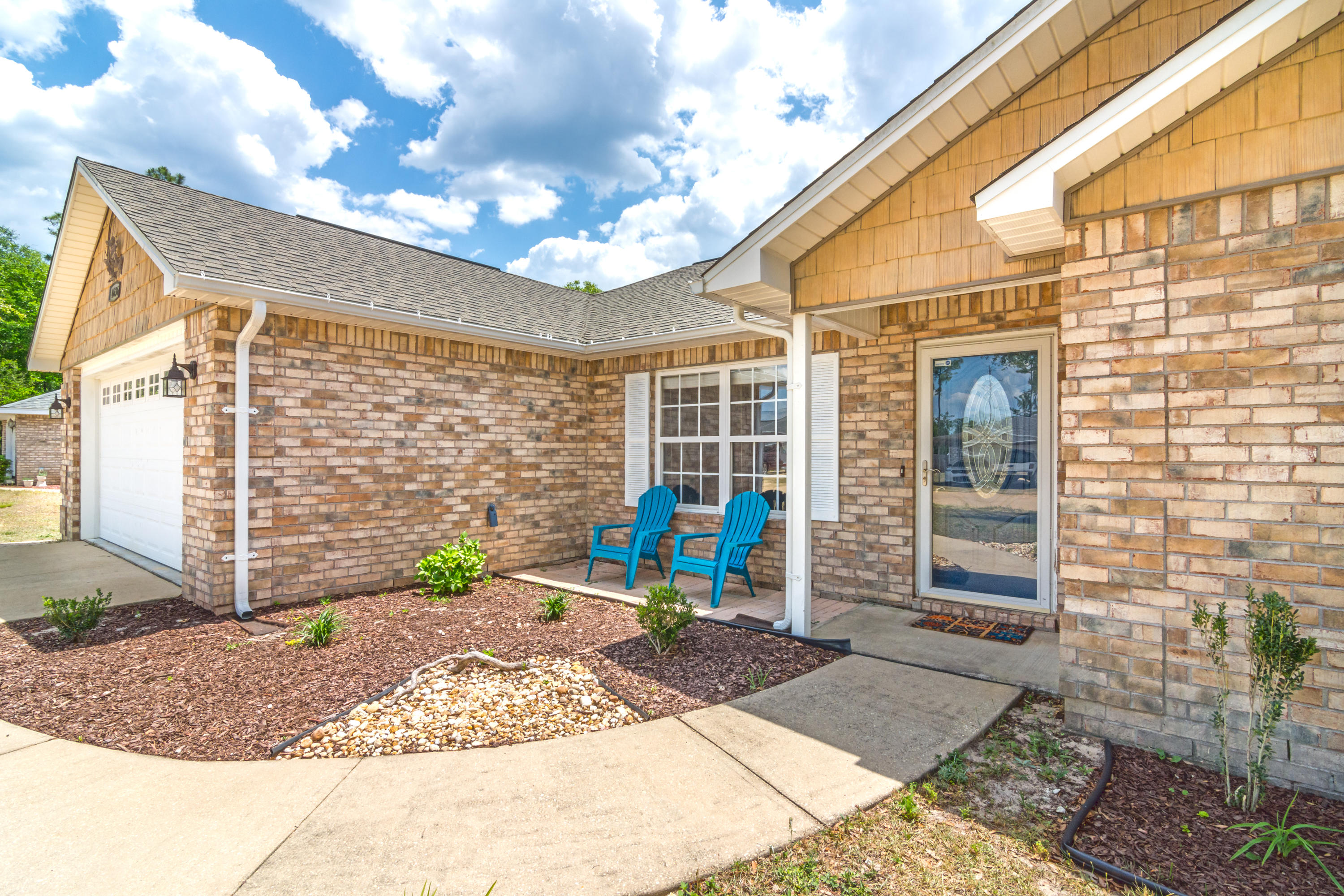 THE PINES - Residential