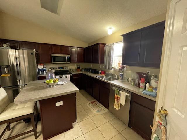 REDSTONE ESTATES - Residential