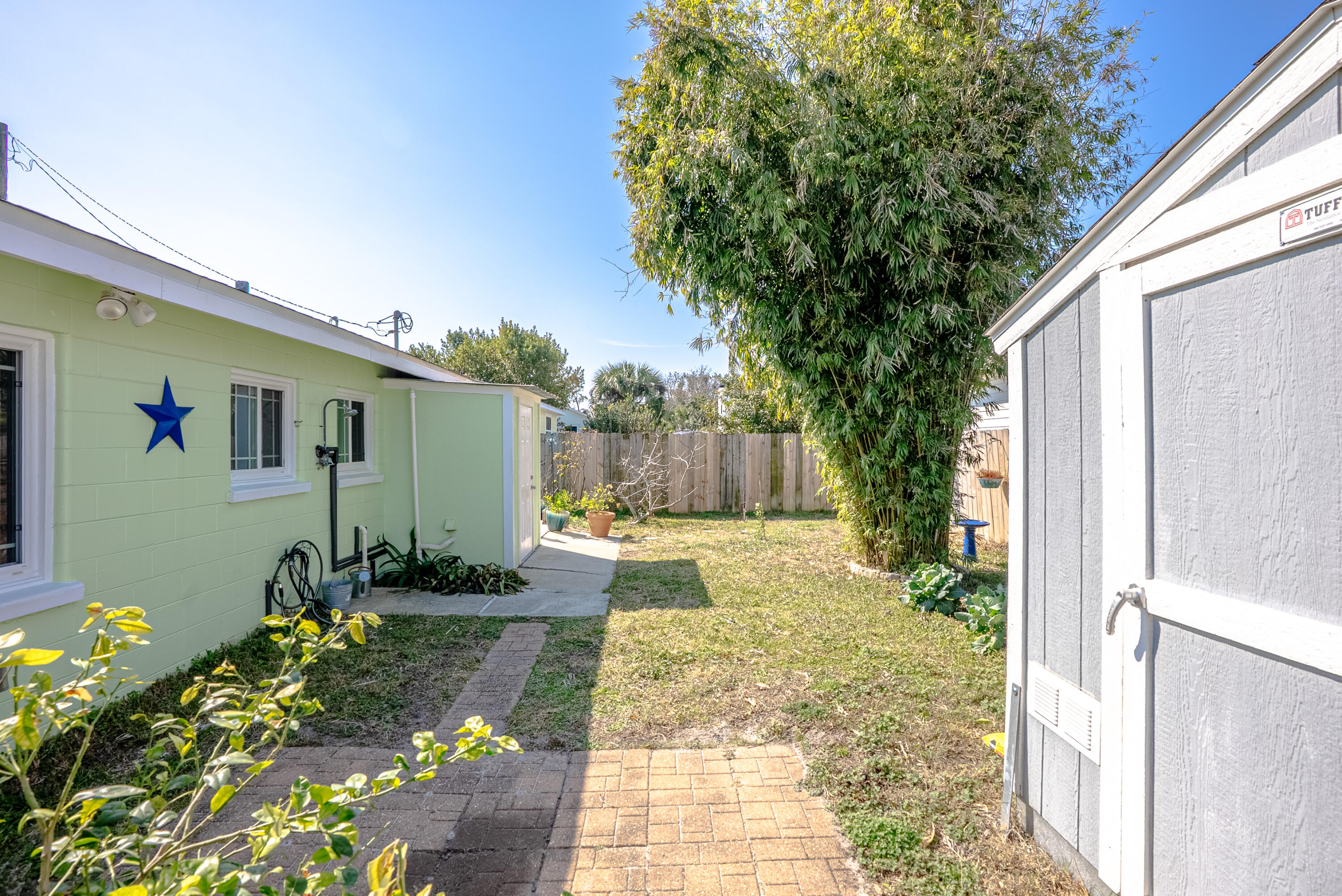LAGUNA BEACH - Residential