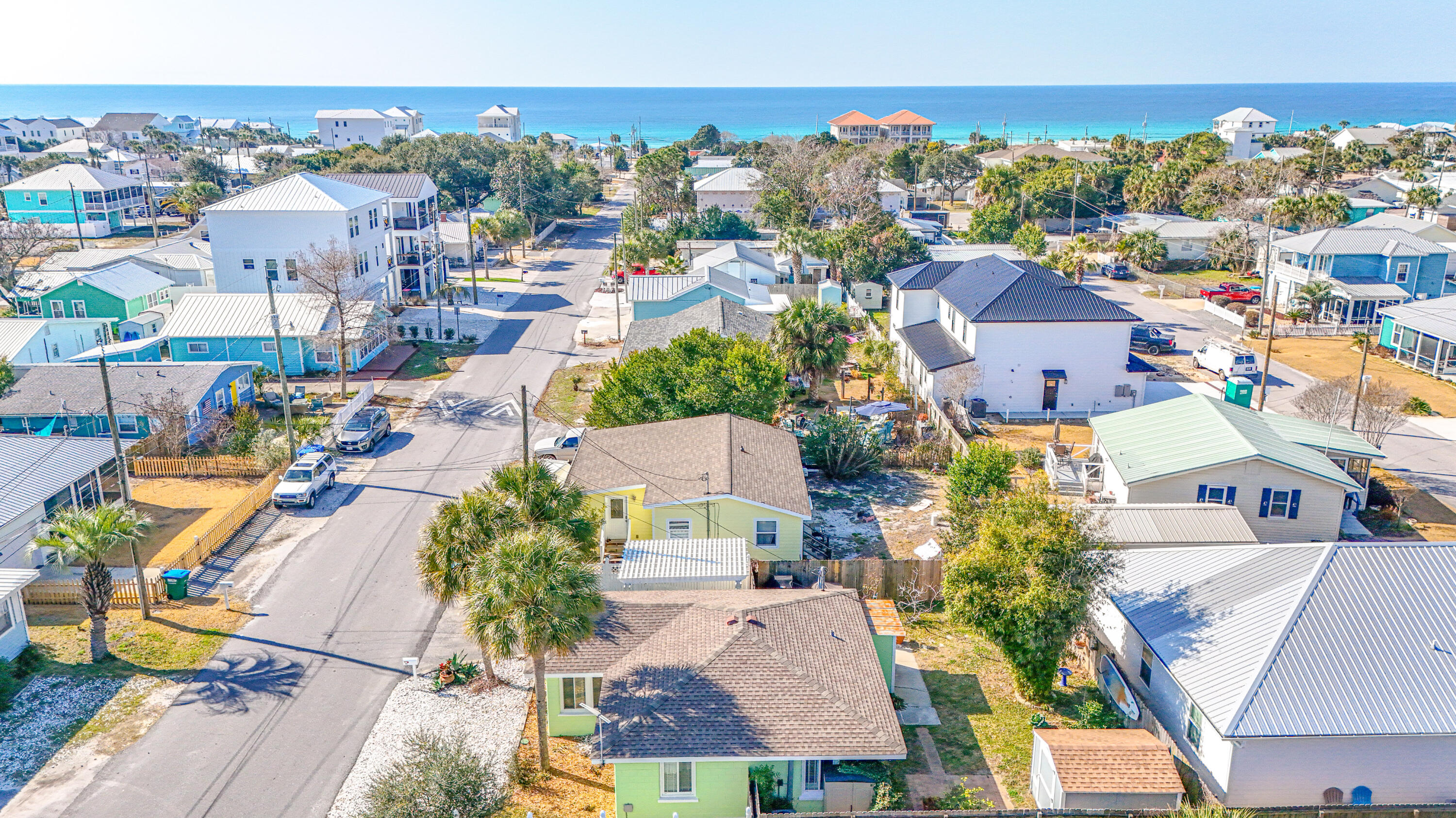 LAGUNA BEACH - Residential
