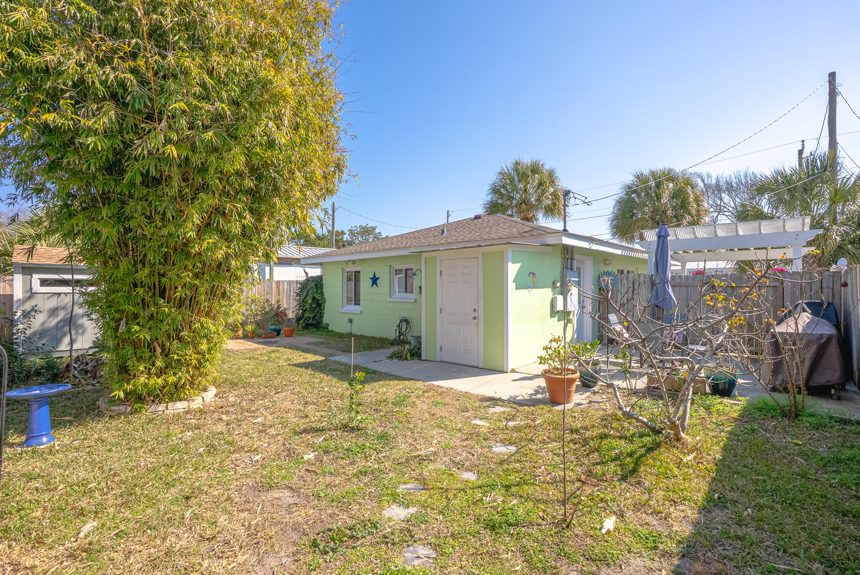 LAGUNA BEACH - Residential