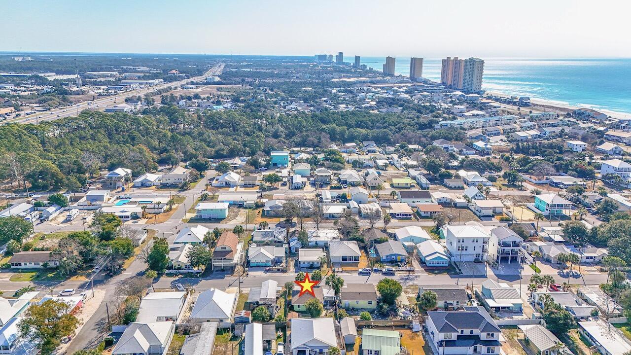 LAGUNA BEACH - Residential