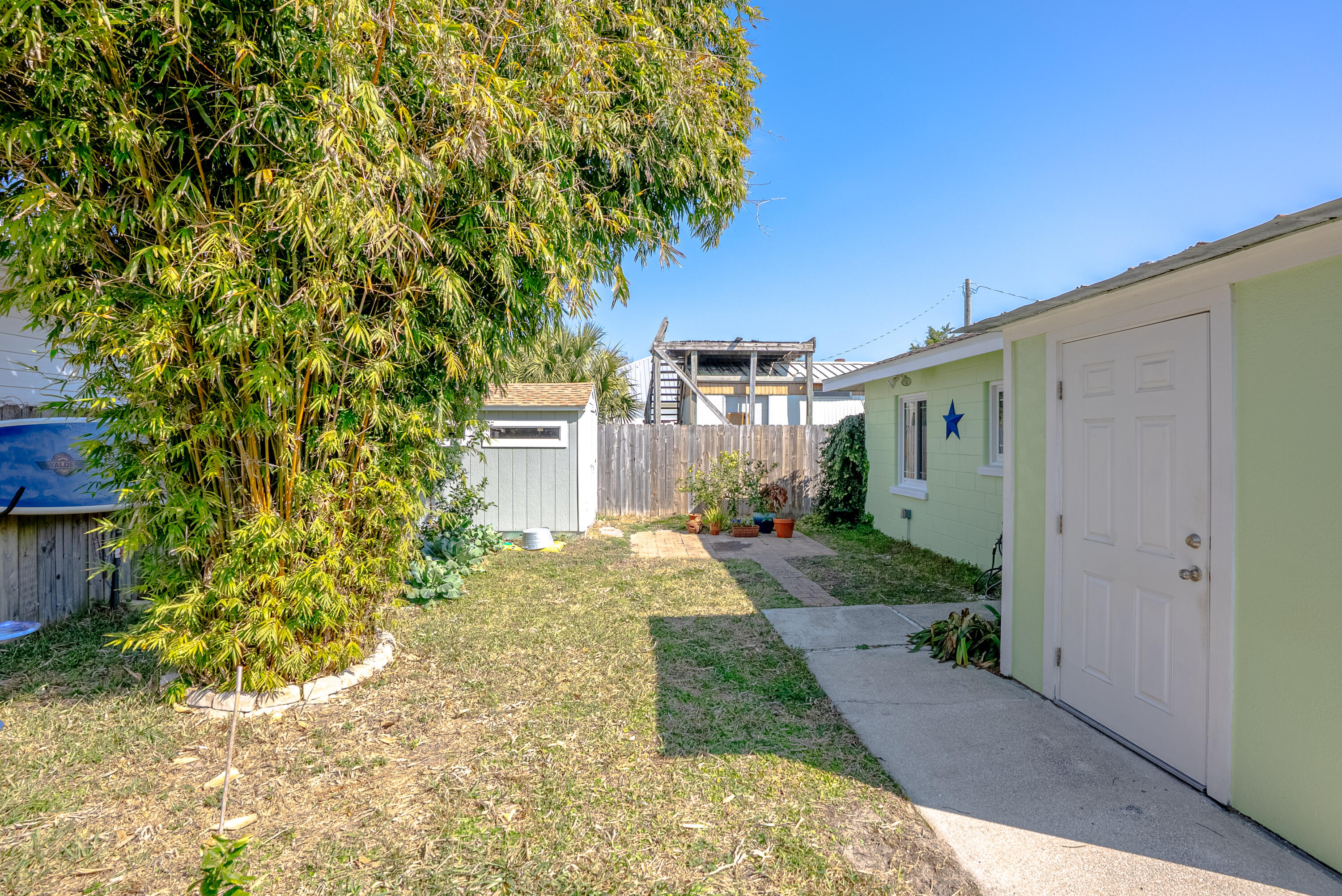 LAGUNA BEACH - Residential