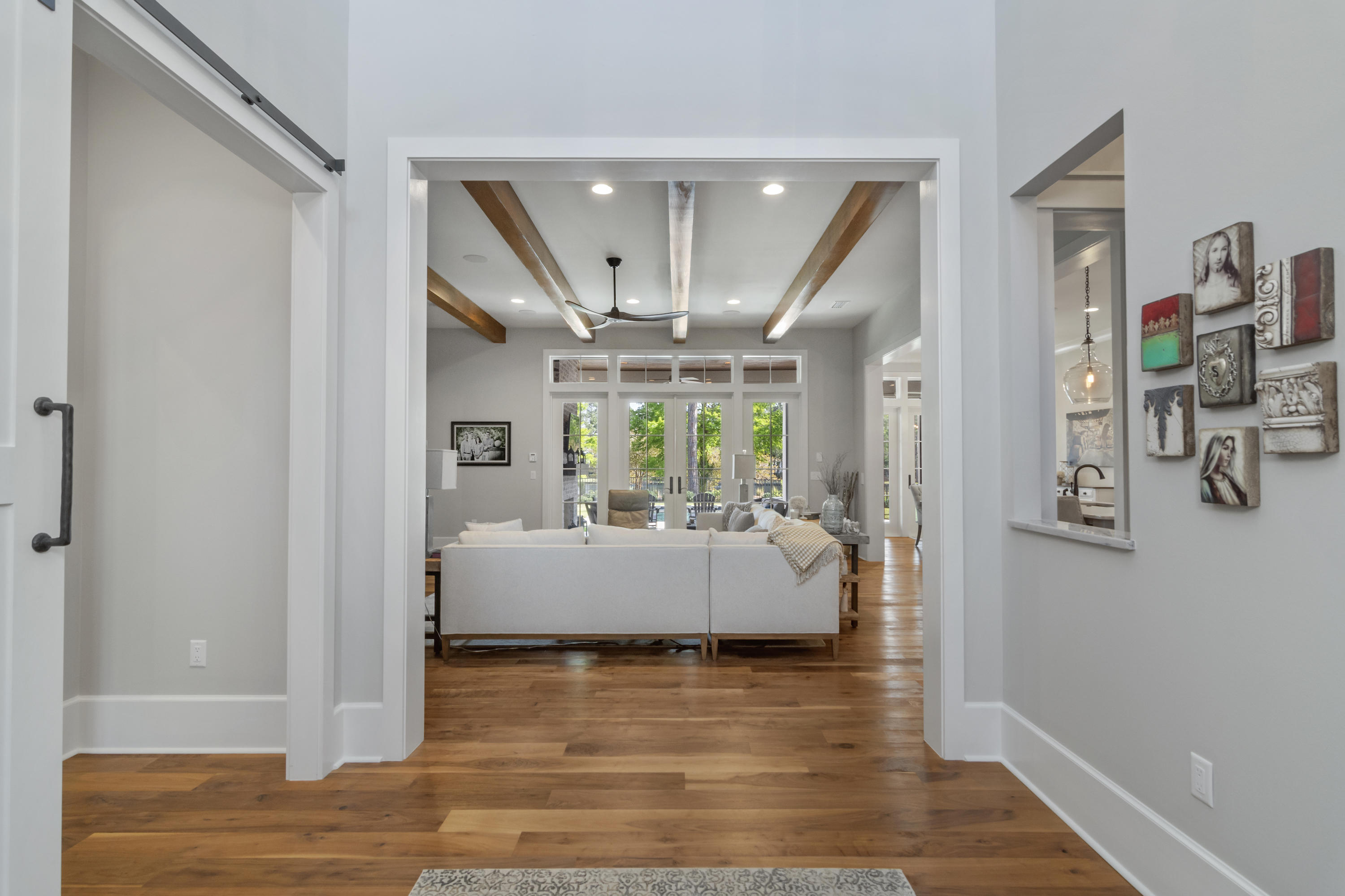 BAYTOWNE AVE EAST - Residential