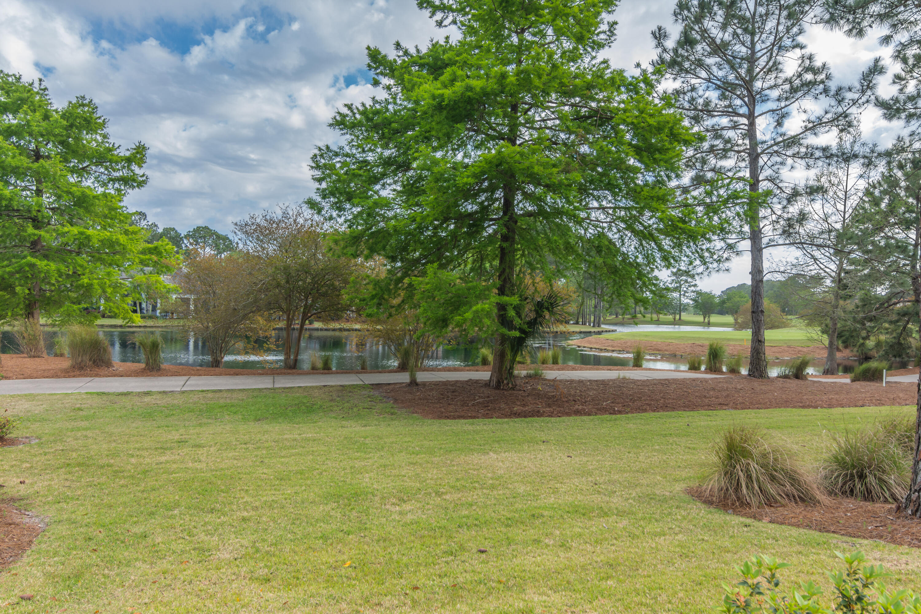 BAYTOWNE AVE EAST - Residential