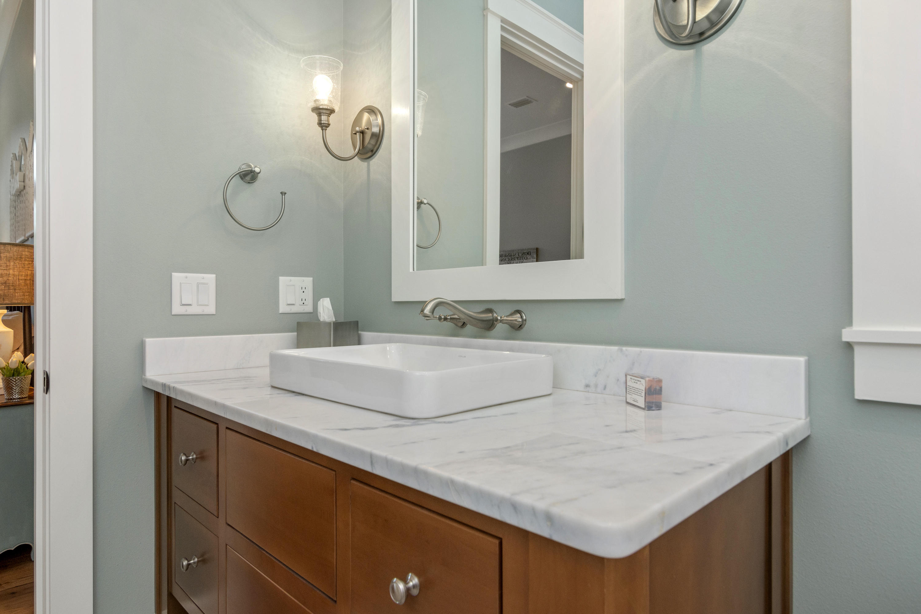 BAYTOWNE AVE EAST - Residential