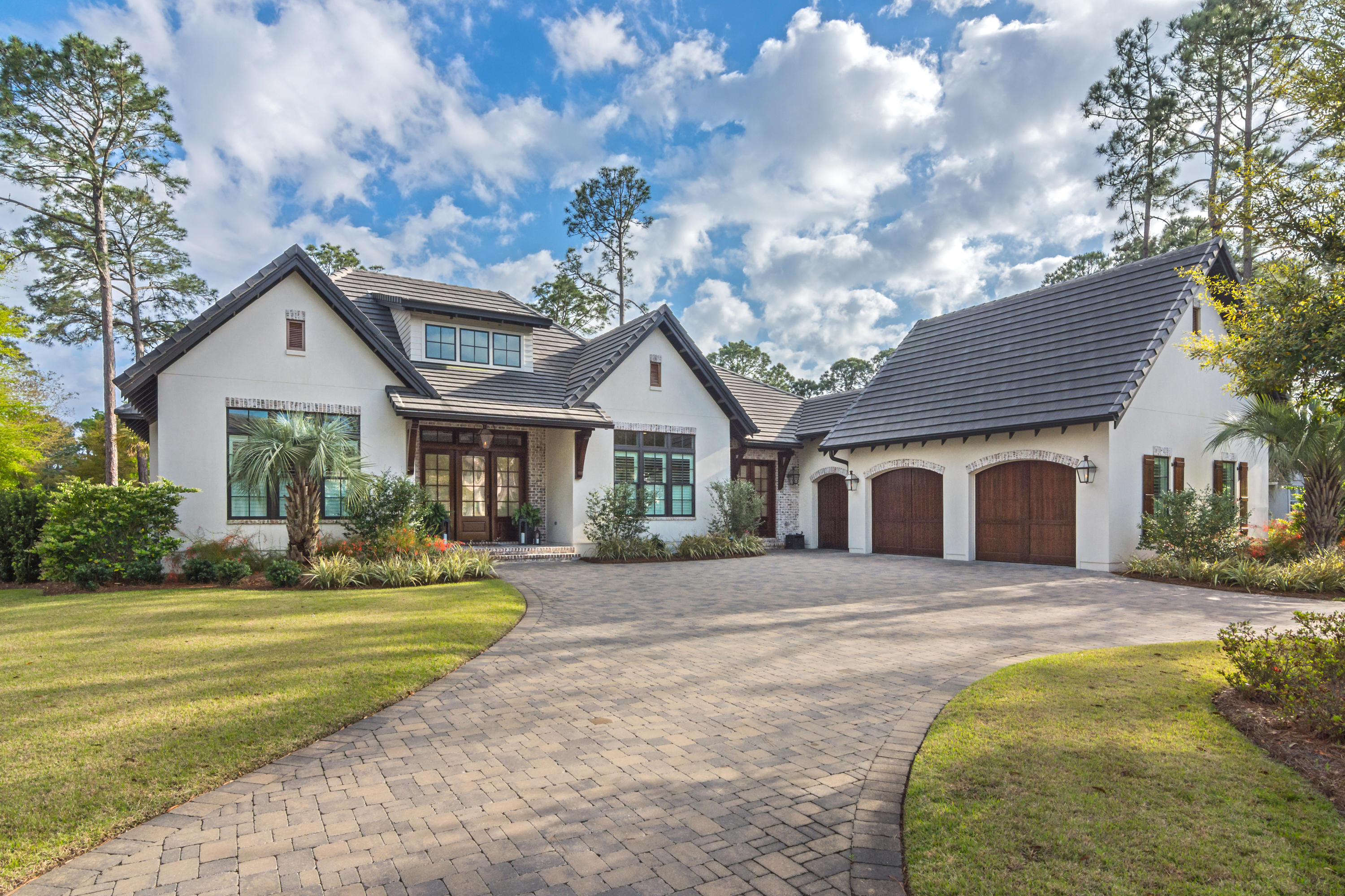 BAYTOWNE AVE EAST - Residential