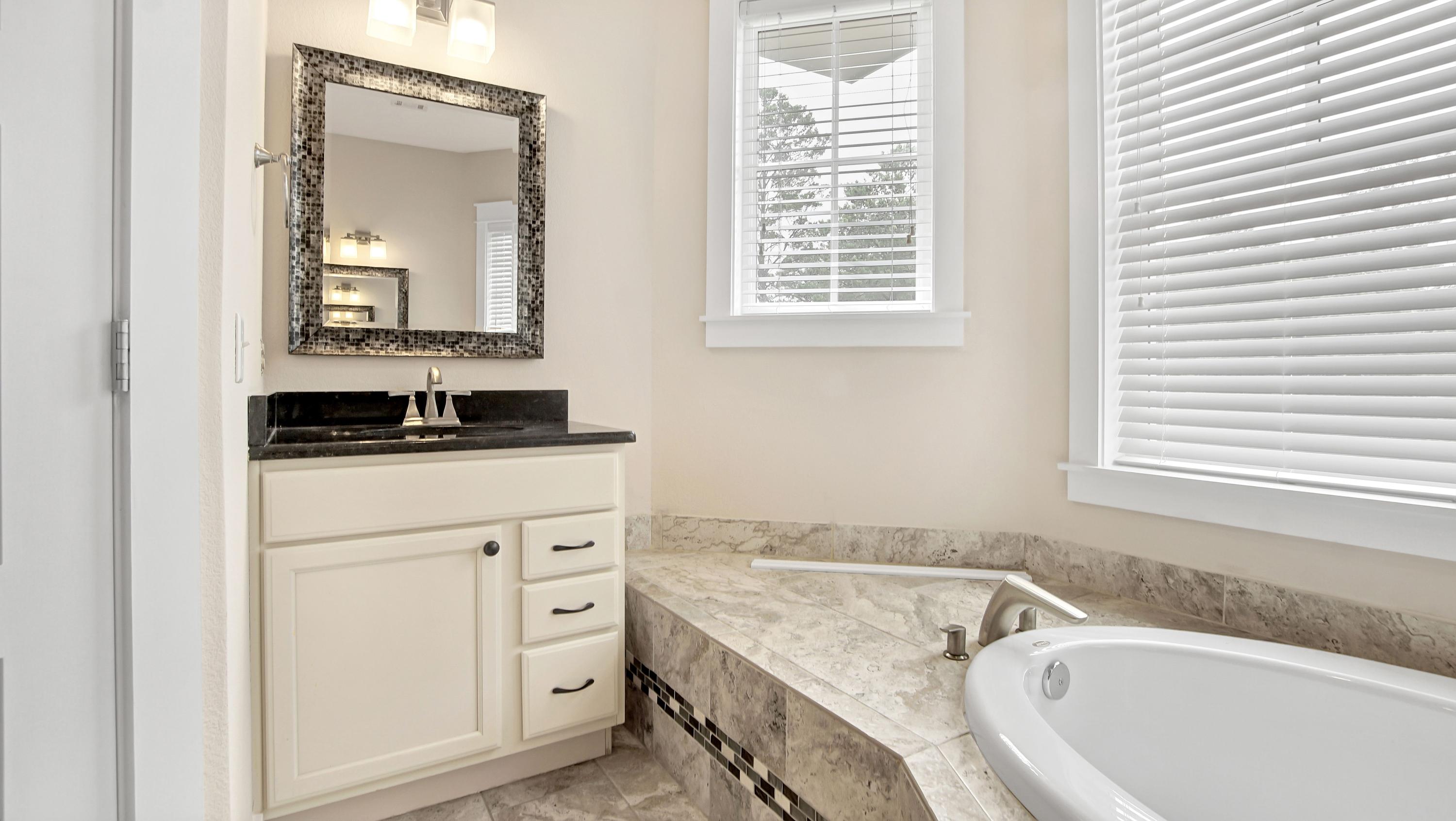 HIDDEN HIGHLANDS - Residential