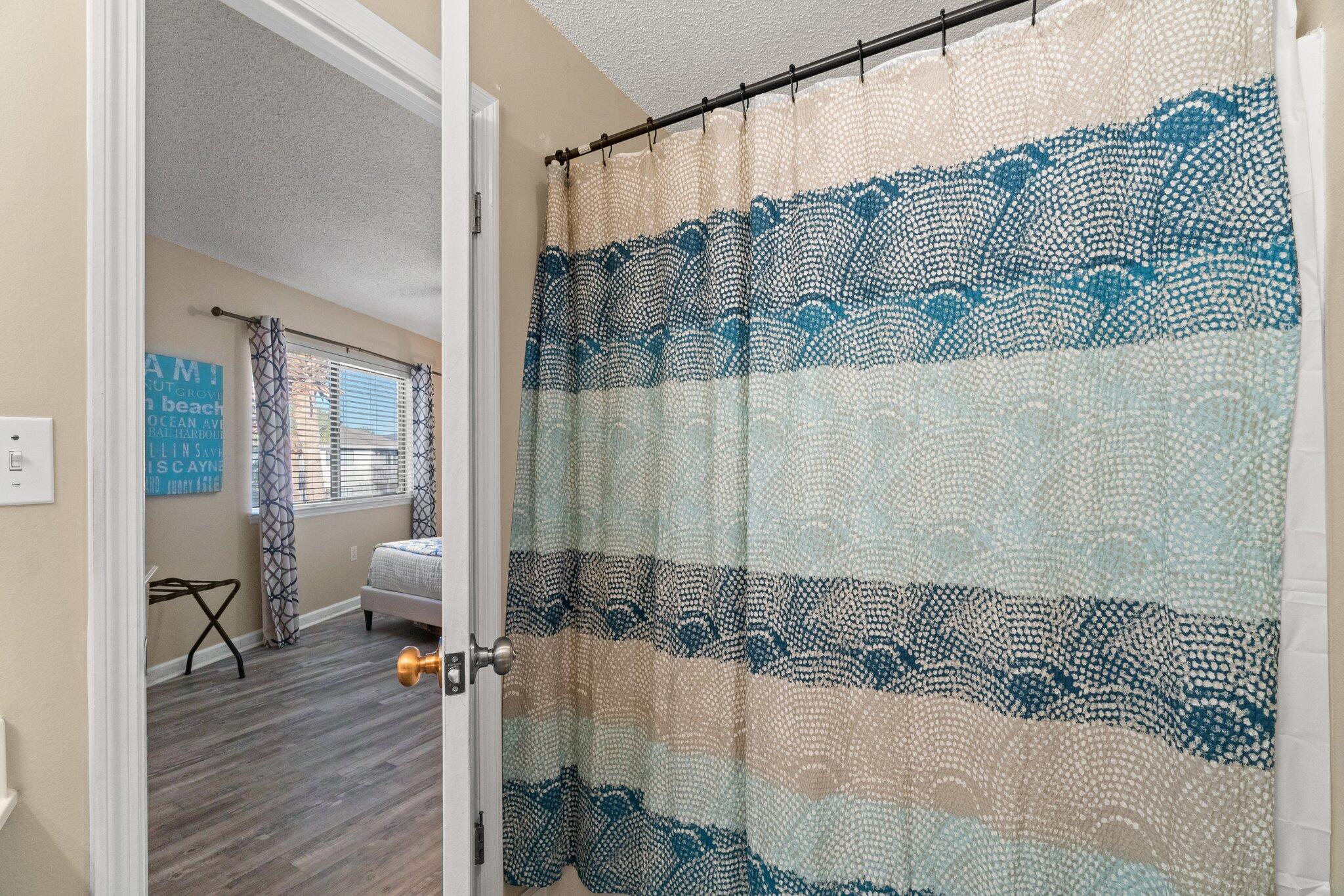 CRYSTAL VILLAGE 2 CONDO PH 2 - Residential