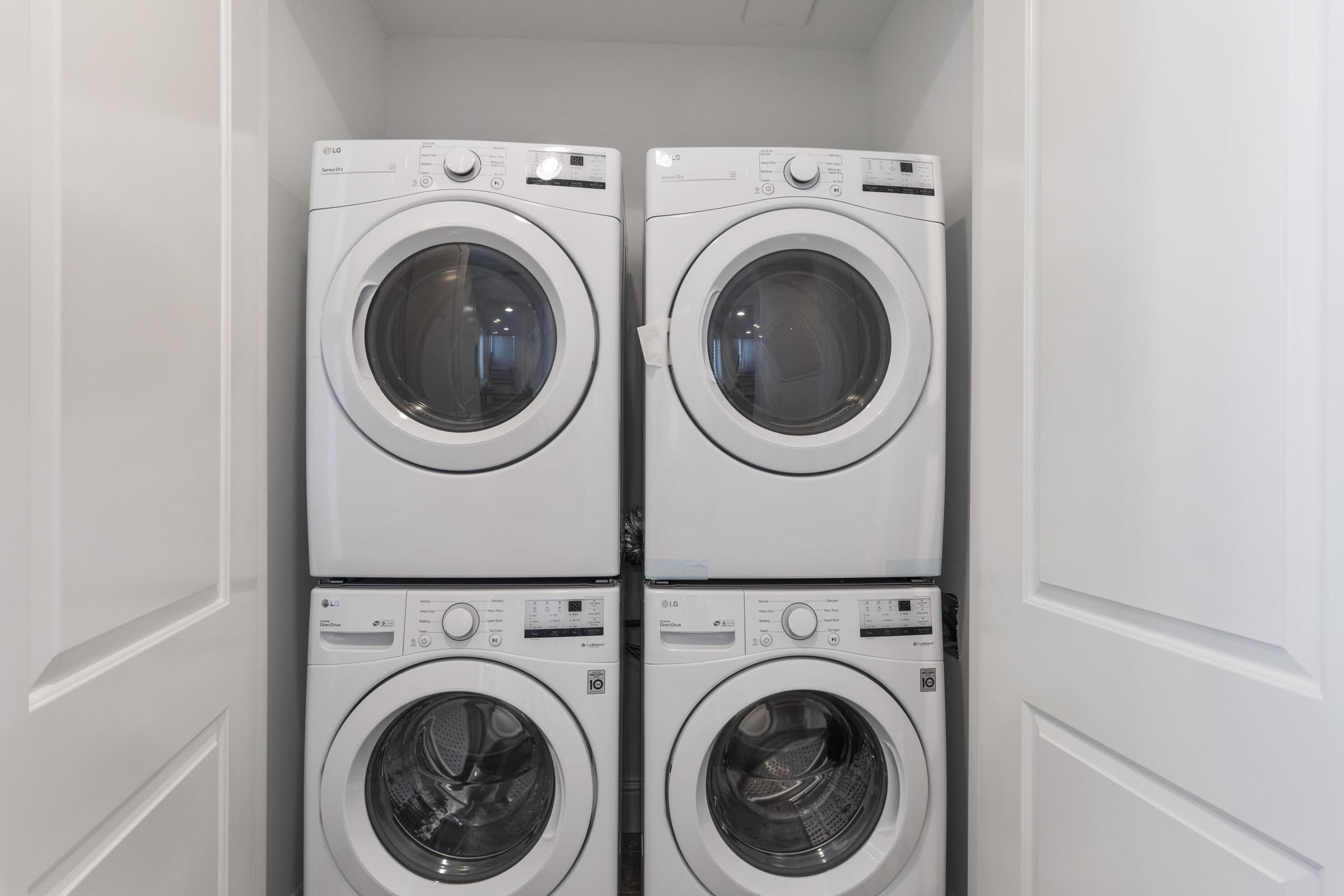 BEACHSIDE ESTATES - Residential