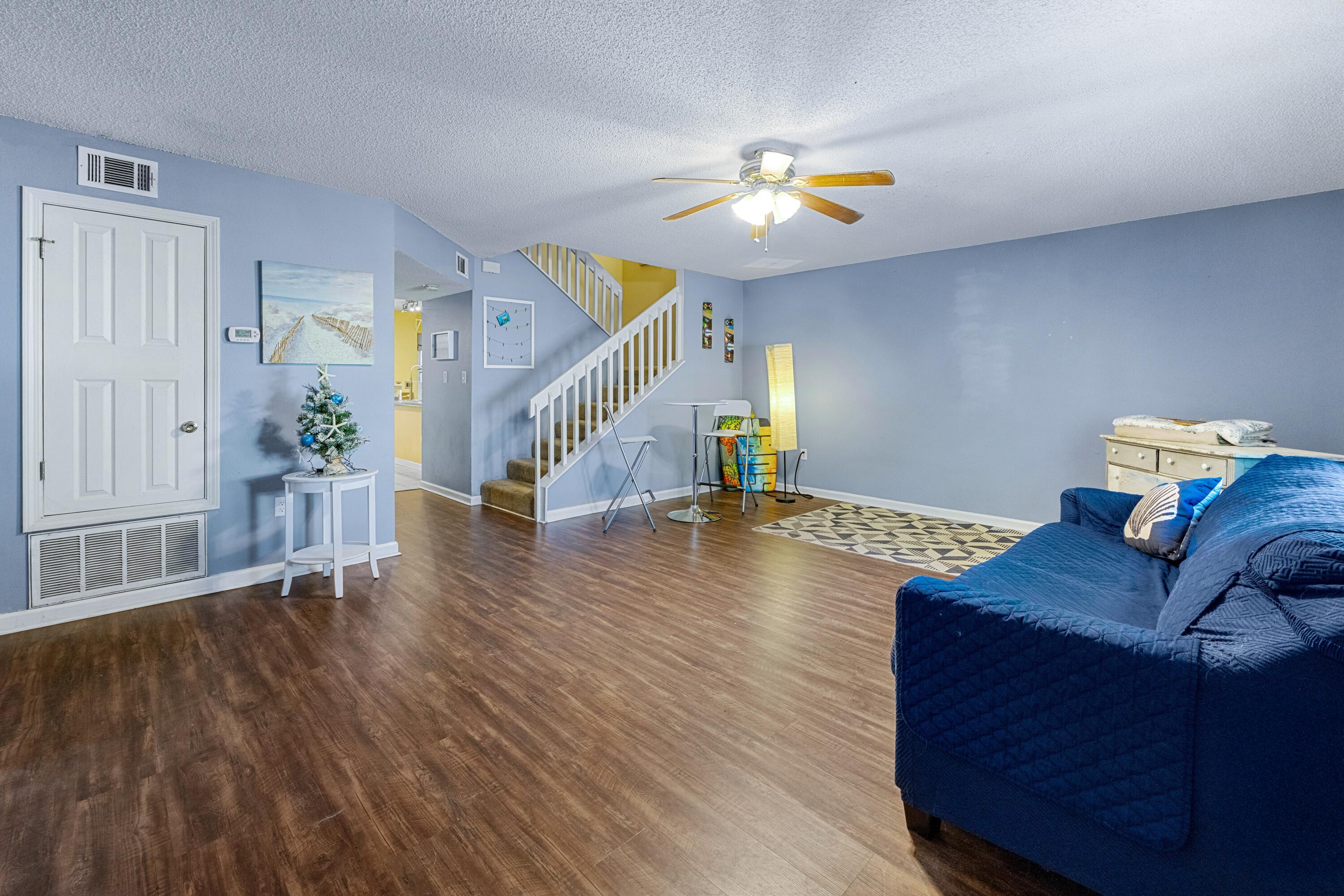 BELL-BROOK ESTATES 1ST ADDN - Residential