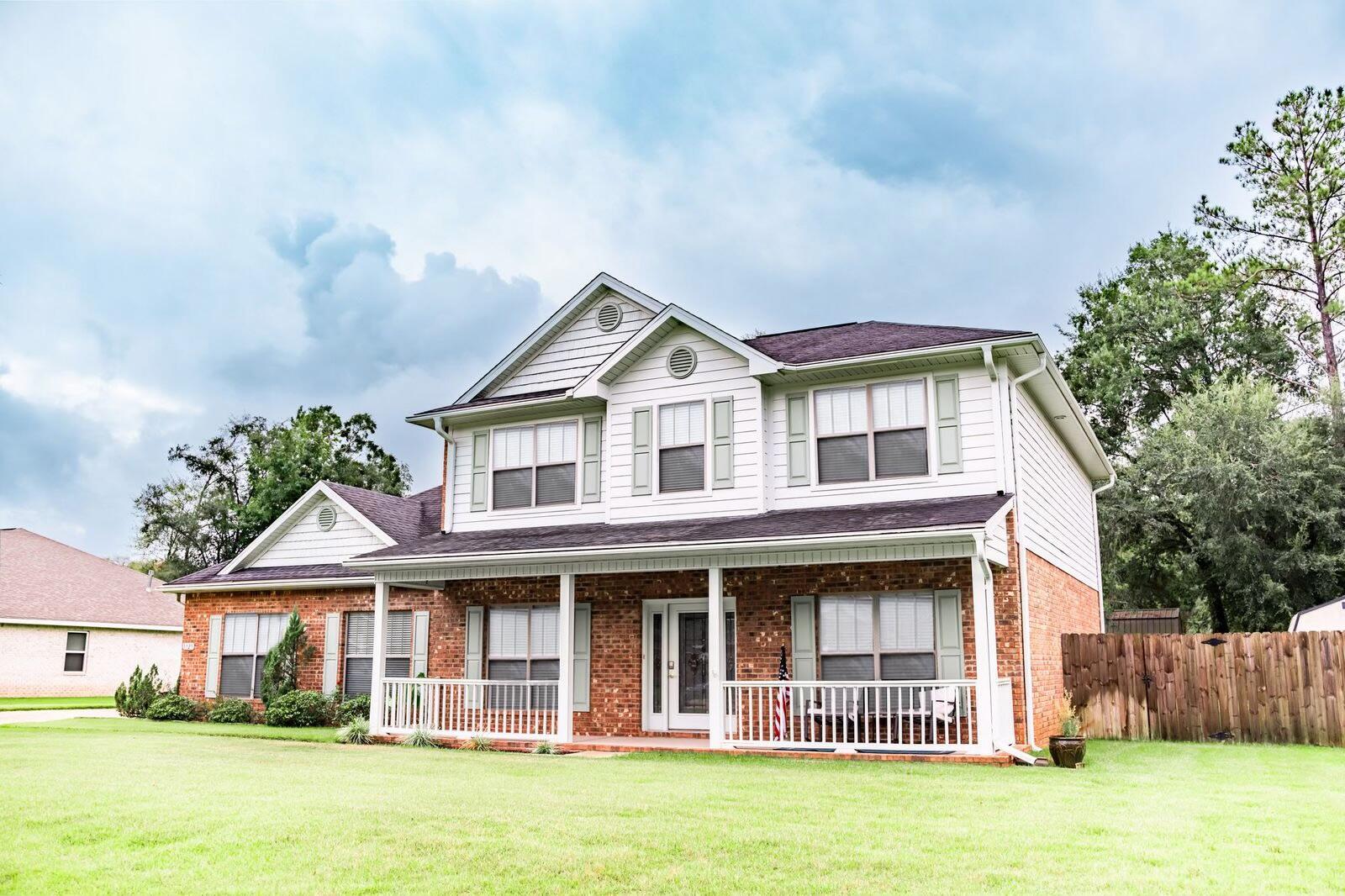 WINDMEADOWS - Residential
