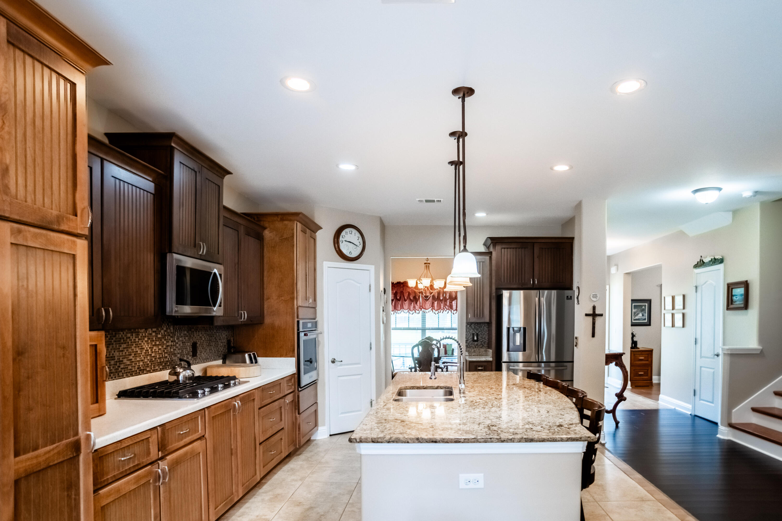 WINDMEADOWS - Residential