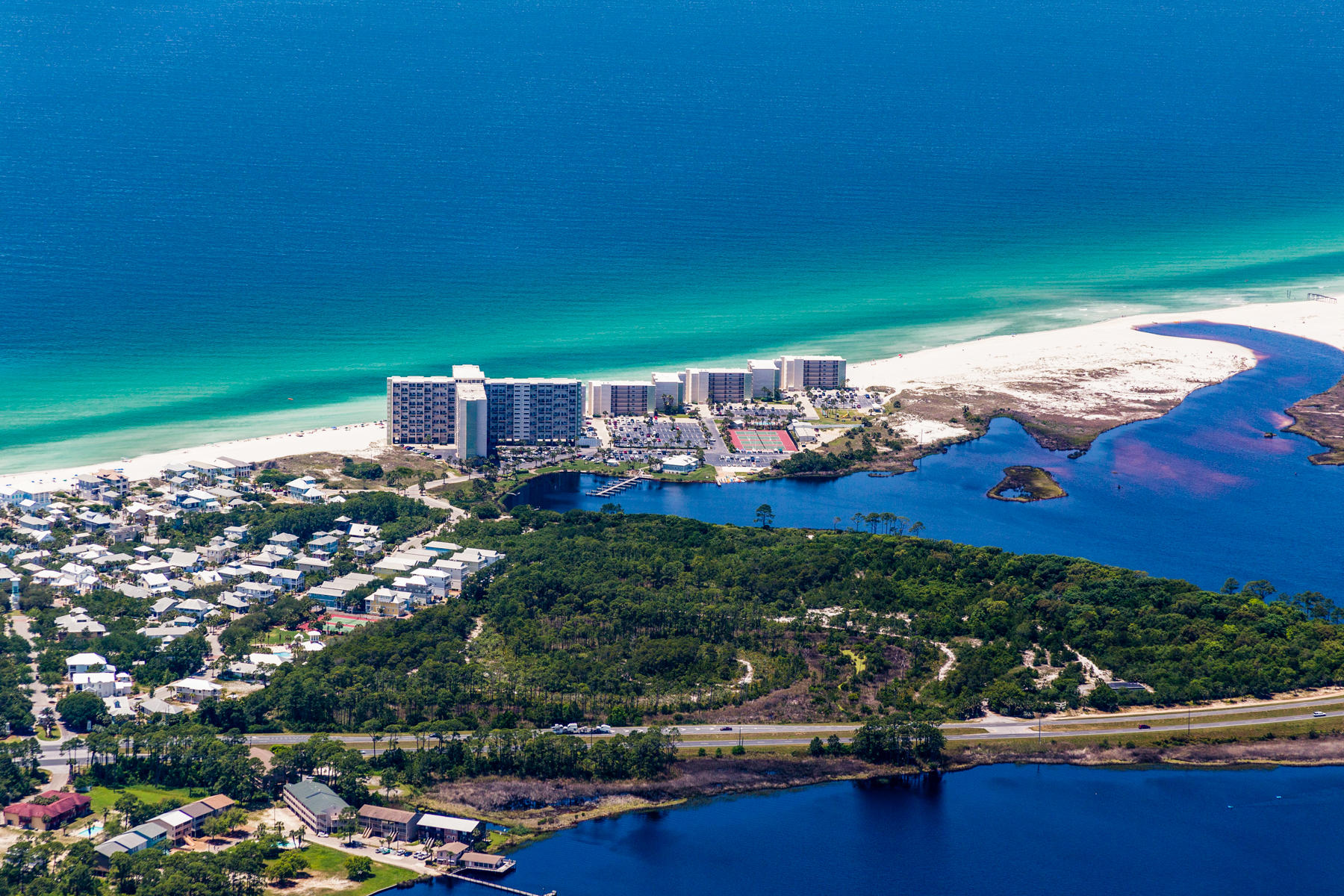 PINNACLE PORT - Residential