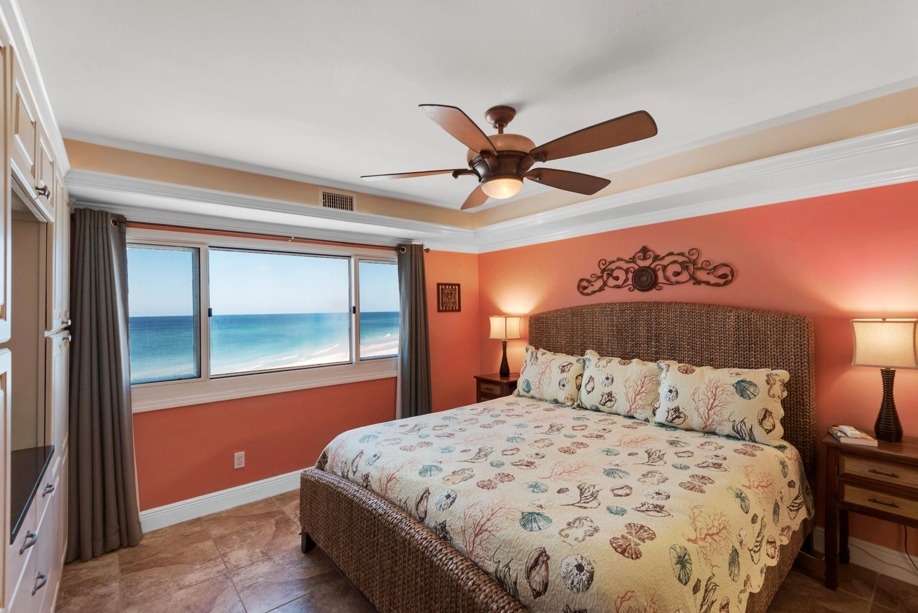 PINNACLE PORT - Residential