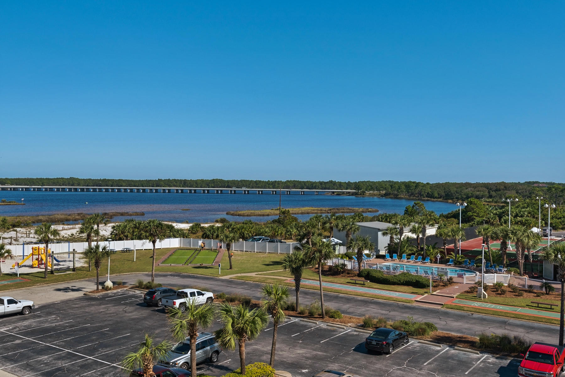 PINNACLE PORT - Residential