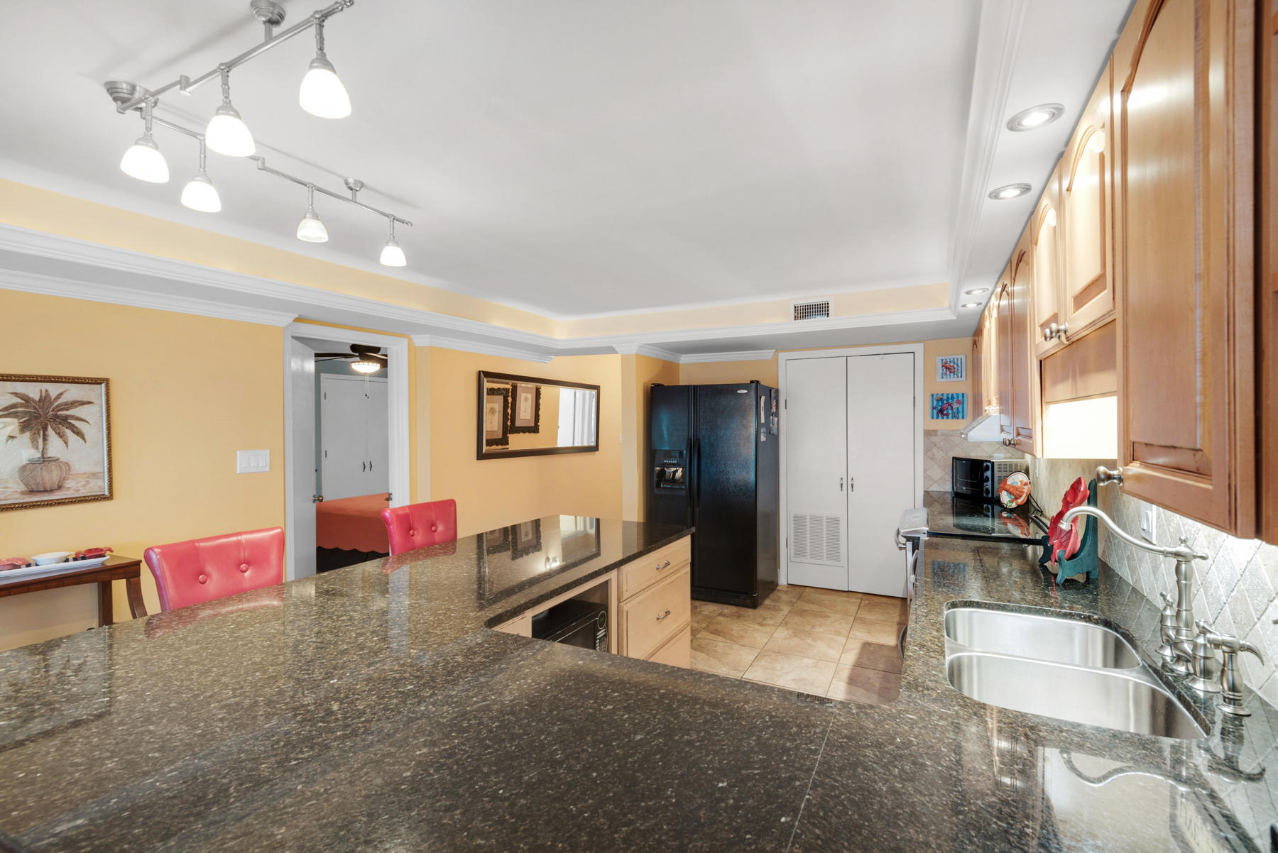 PINNACLE PORT - Residential