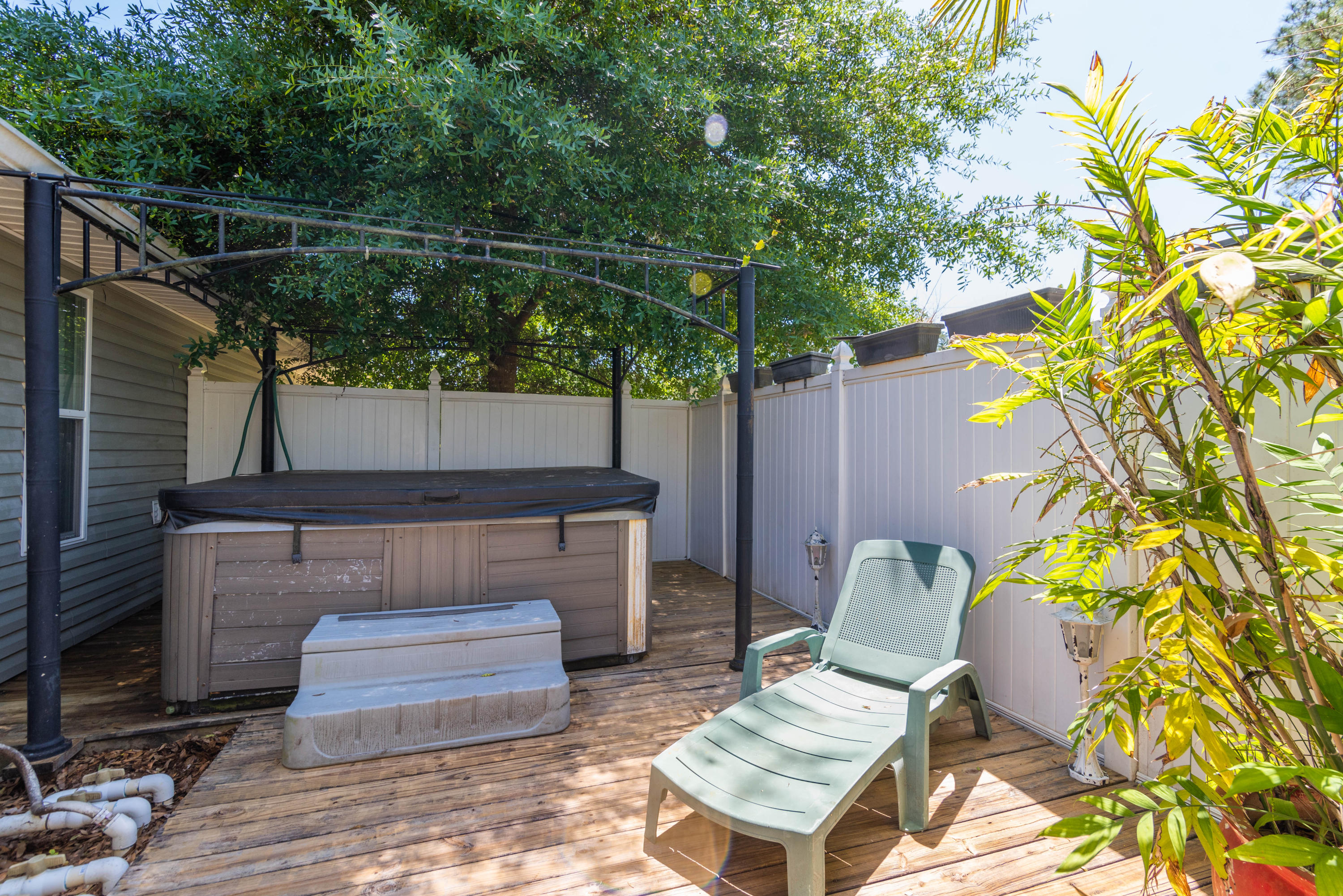 NONESUCH WAY - Residential