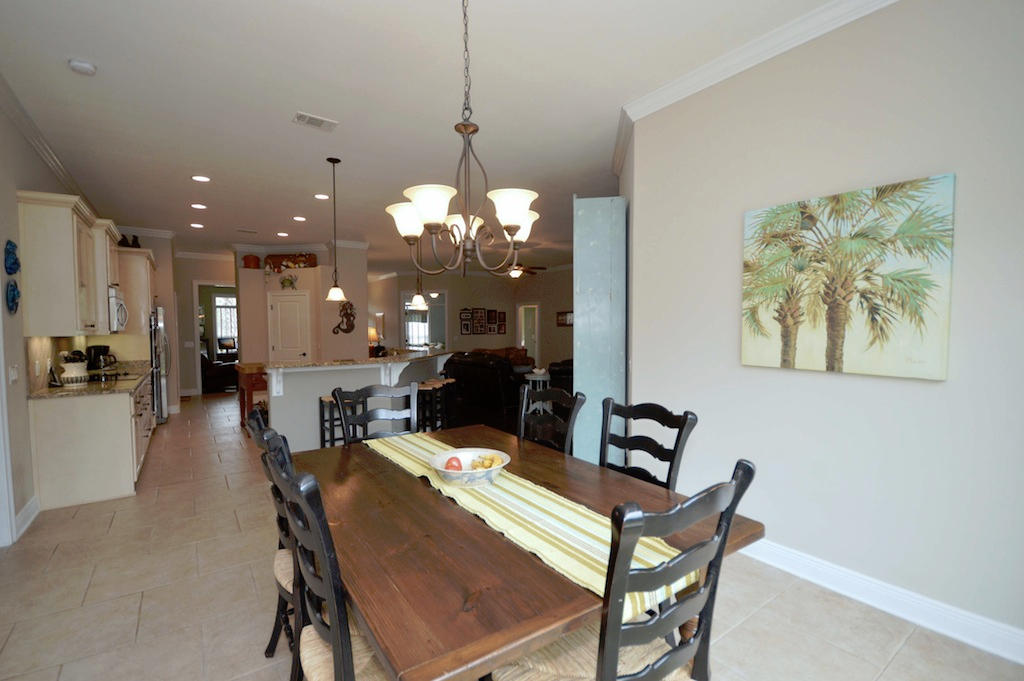 HOLLEY BY THE SEA - Residential