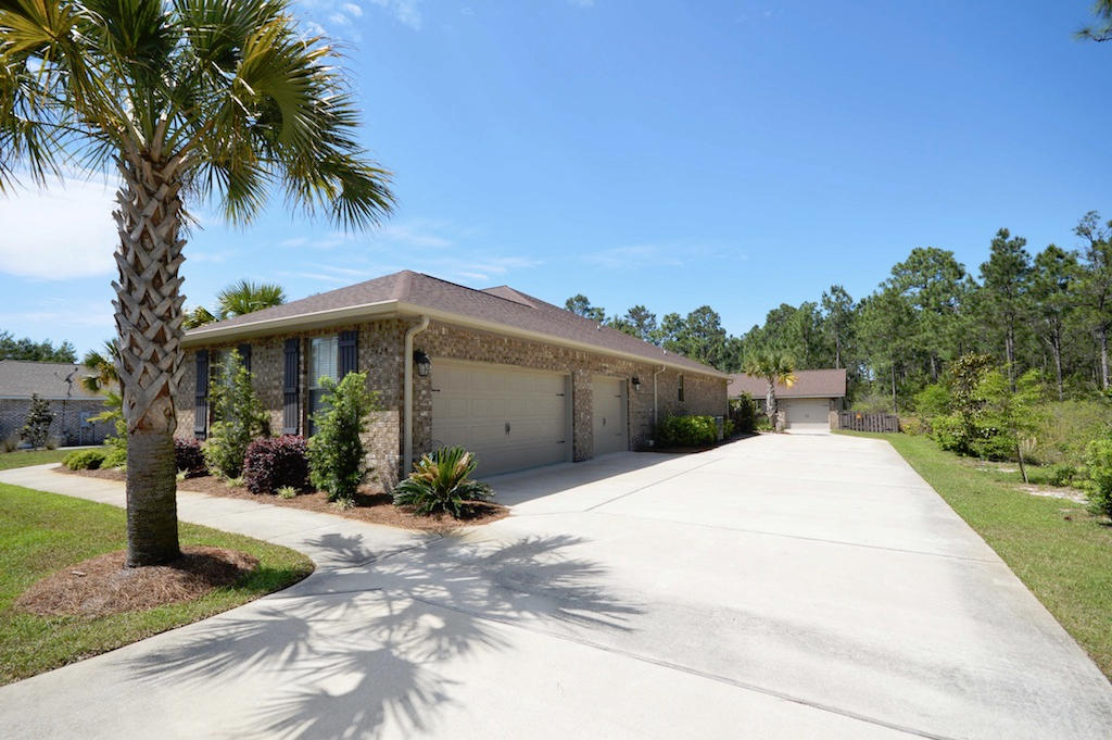 HOLLEY BY THE SEA - Residential