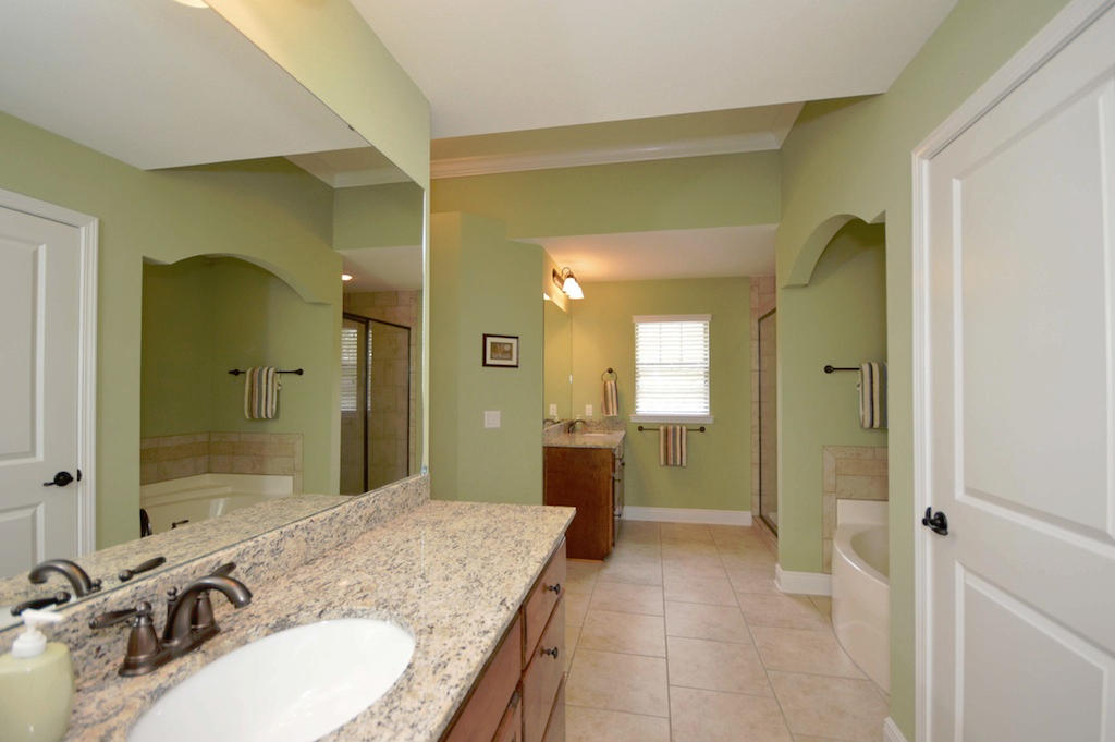 HOLLEY BY THE SEA - Residential