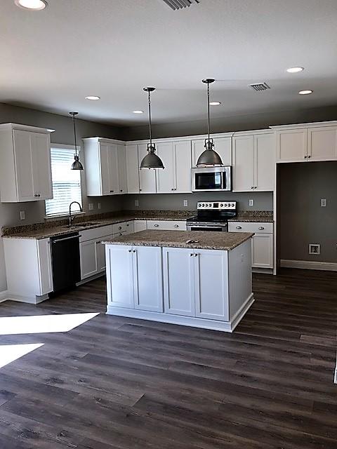 WOODRIDGE - Residential