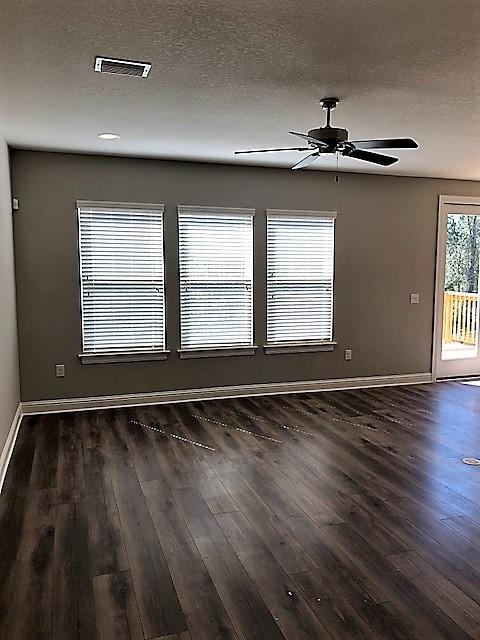 WOODRIDGE - Residential