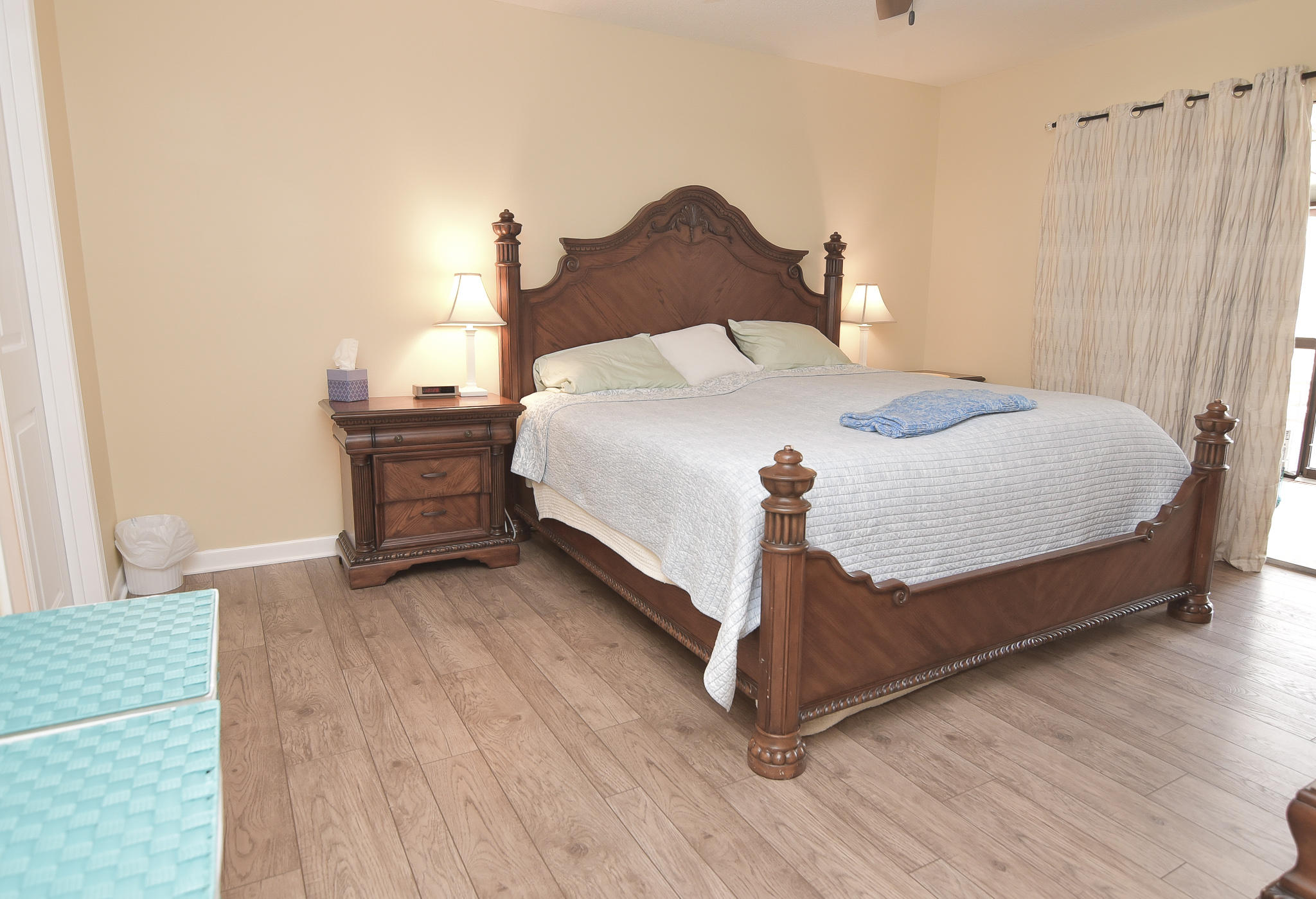 ROYAL OAK VILLAGE - Residential