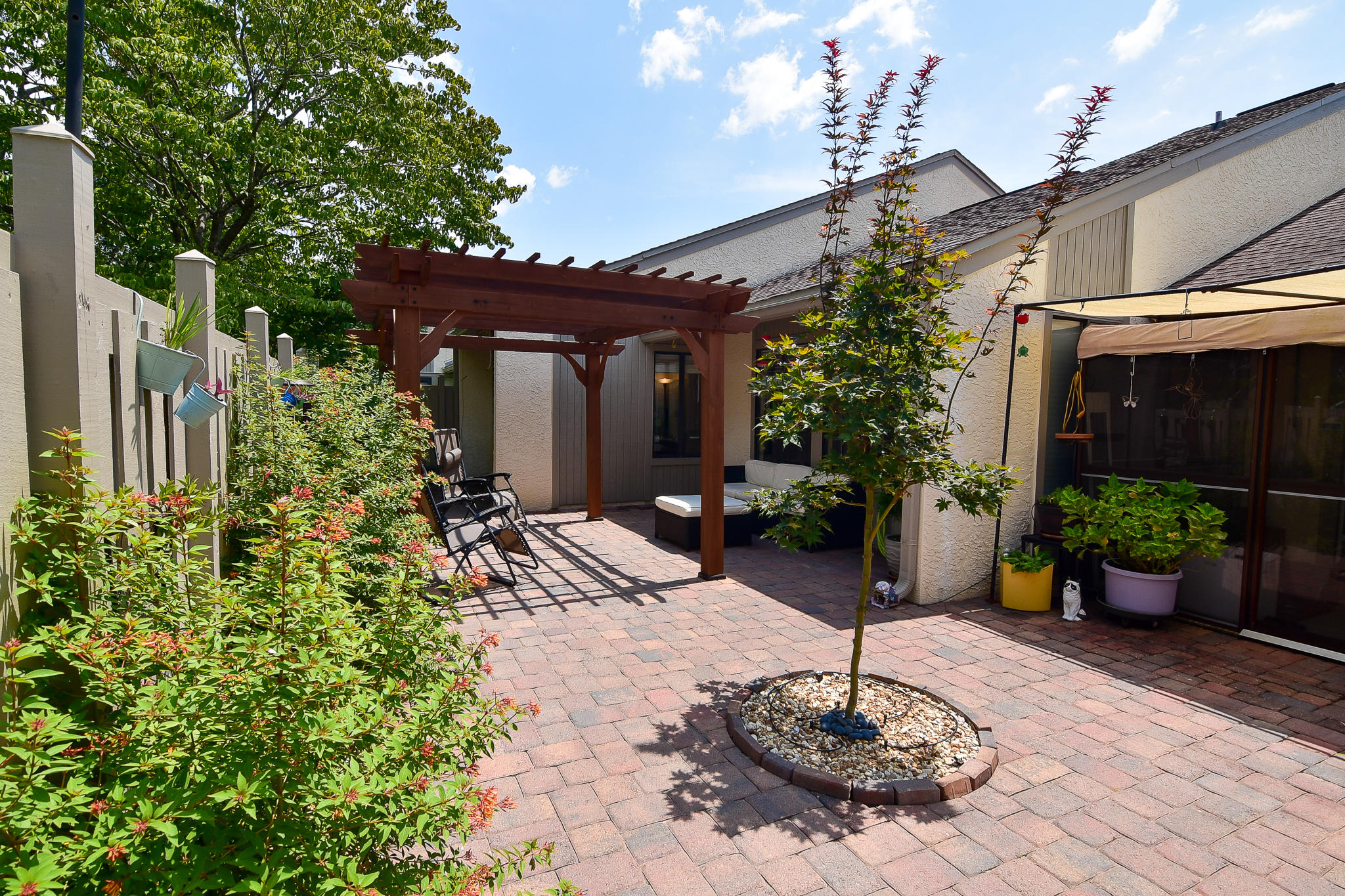 ROYAL OAK VILLAGE - Residential