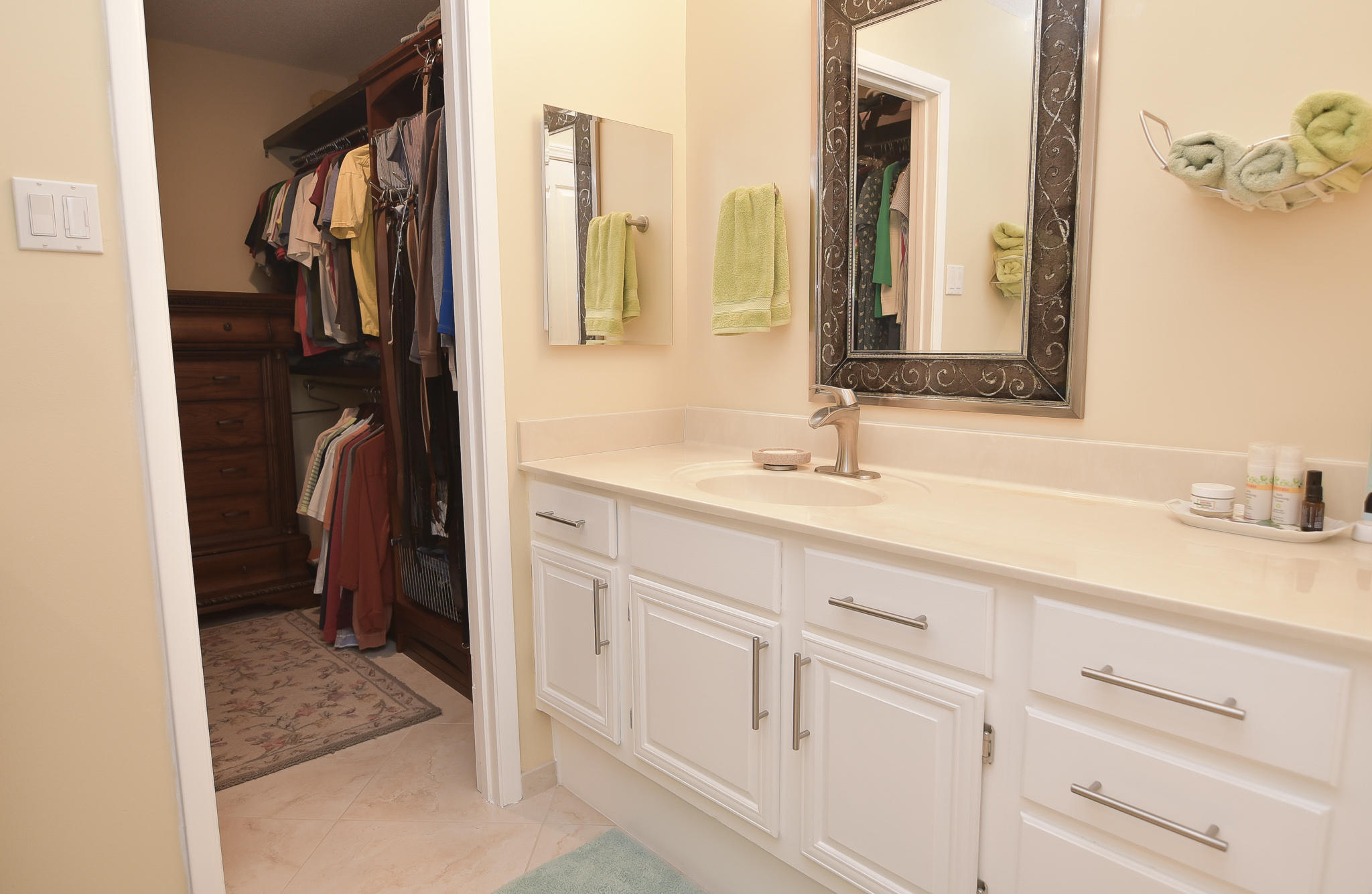 ROYAL OAK VILLAGE - Residential