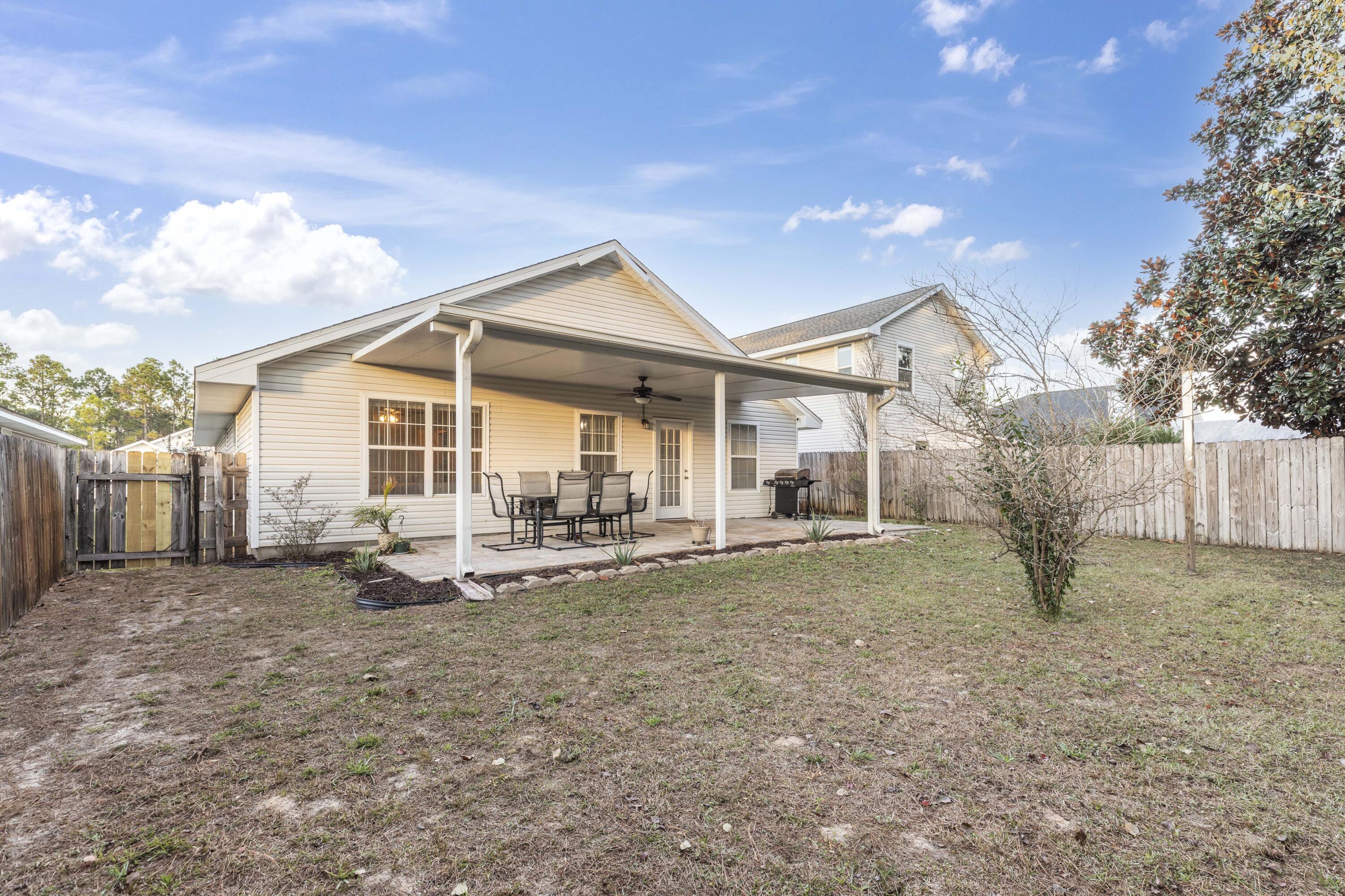 EMERALD VILLAGE S/D - Residential Lease