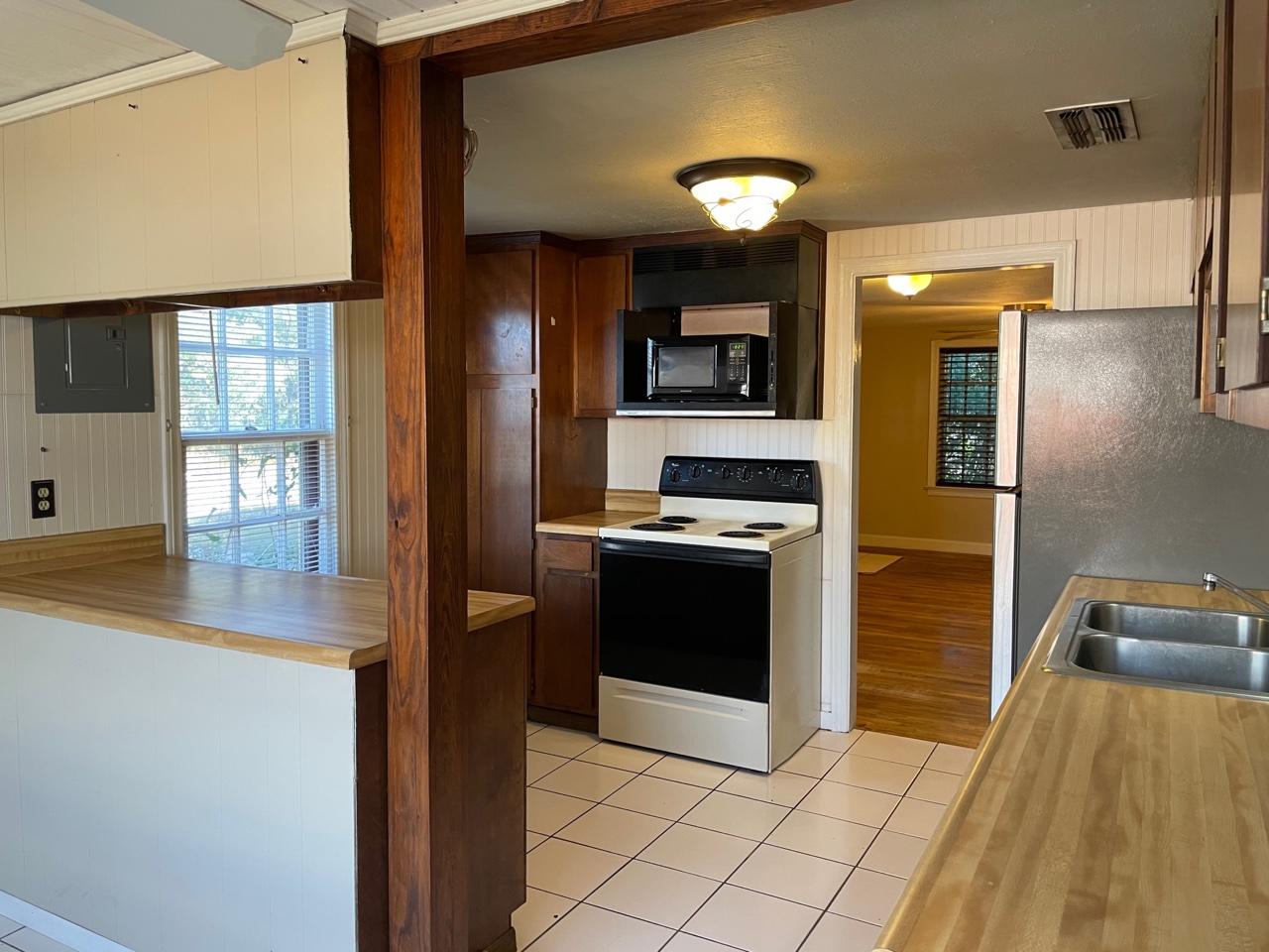 MEIGS S/D - Residential Lease