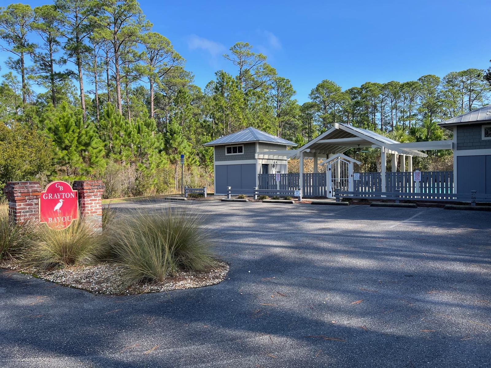 GRAYTON BAYOU - Residential