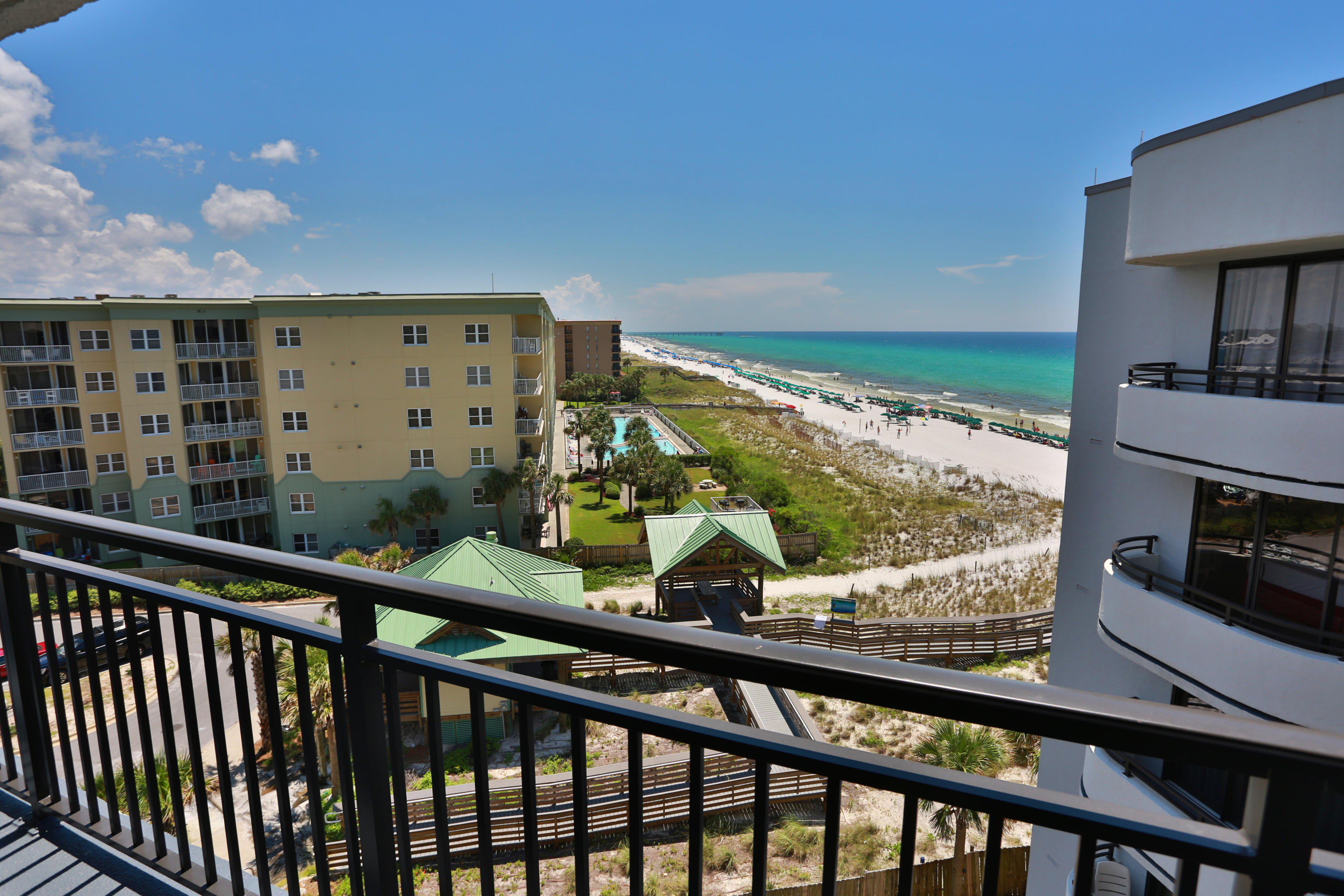 NAUTILUS CONDO - Residential