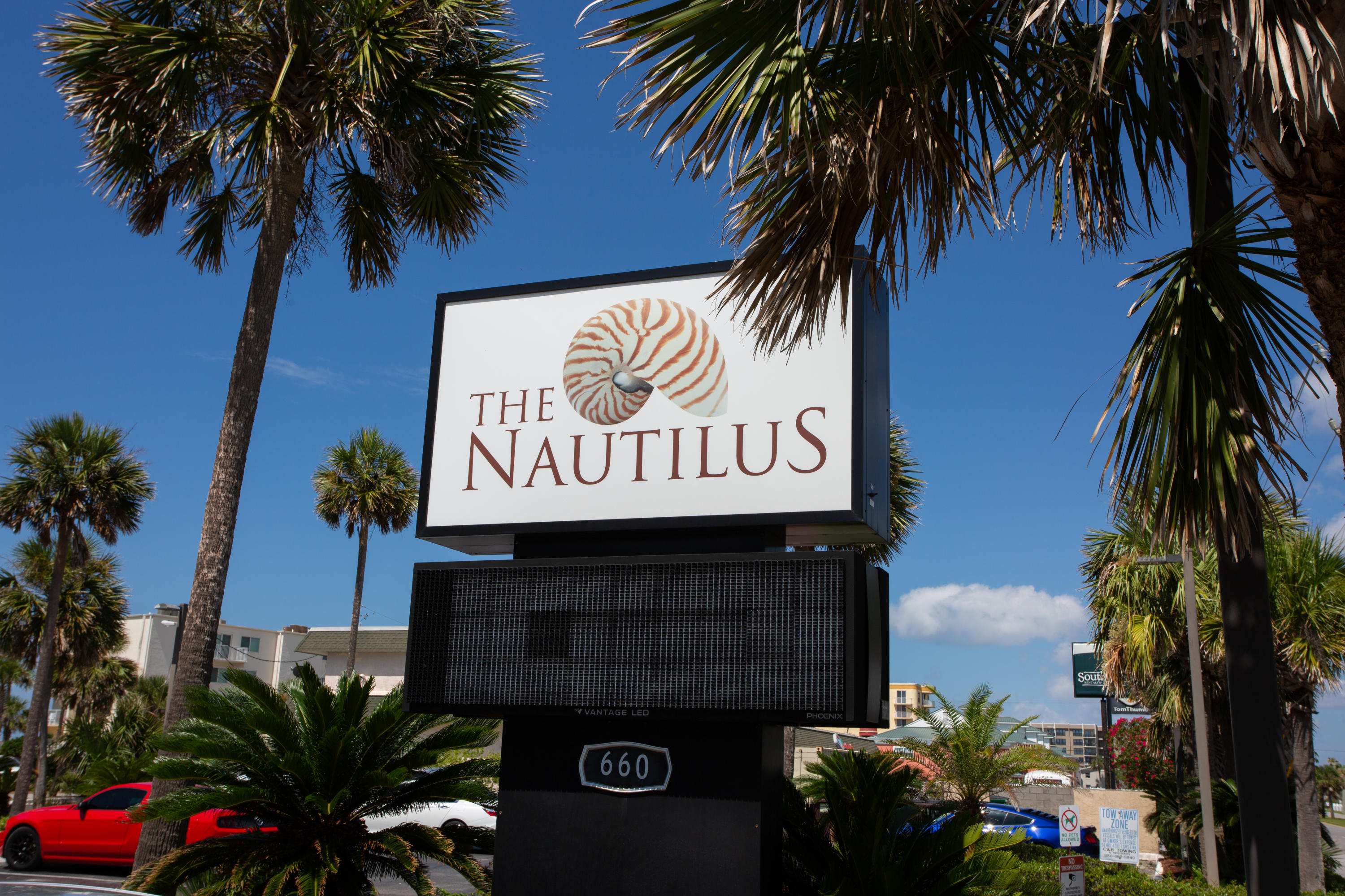 NAUTILUS CONDO - Residential