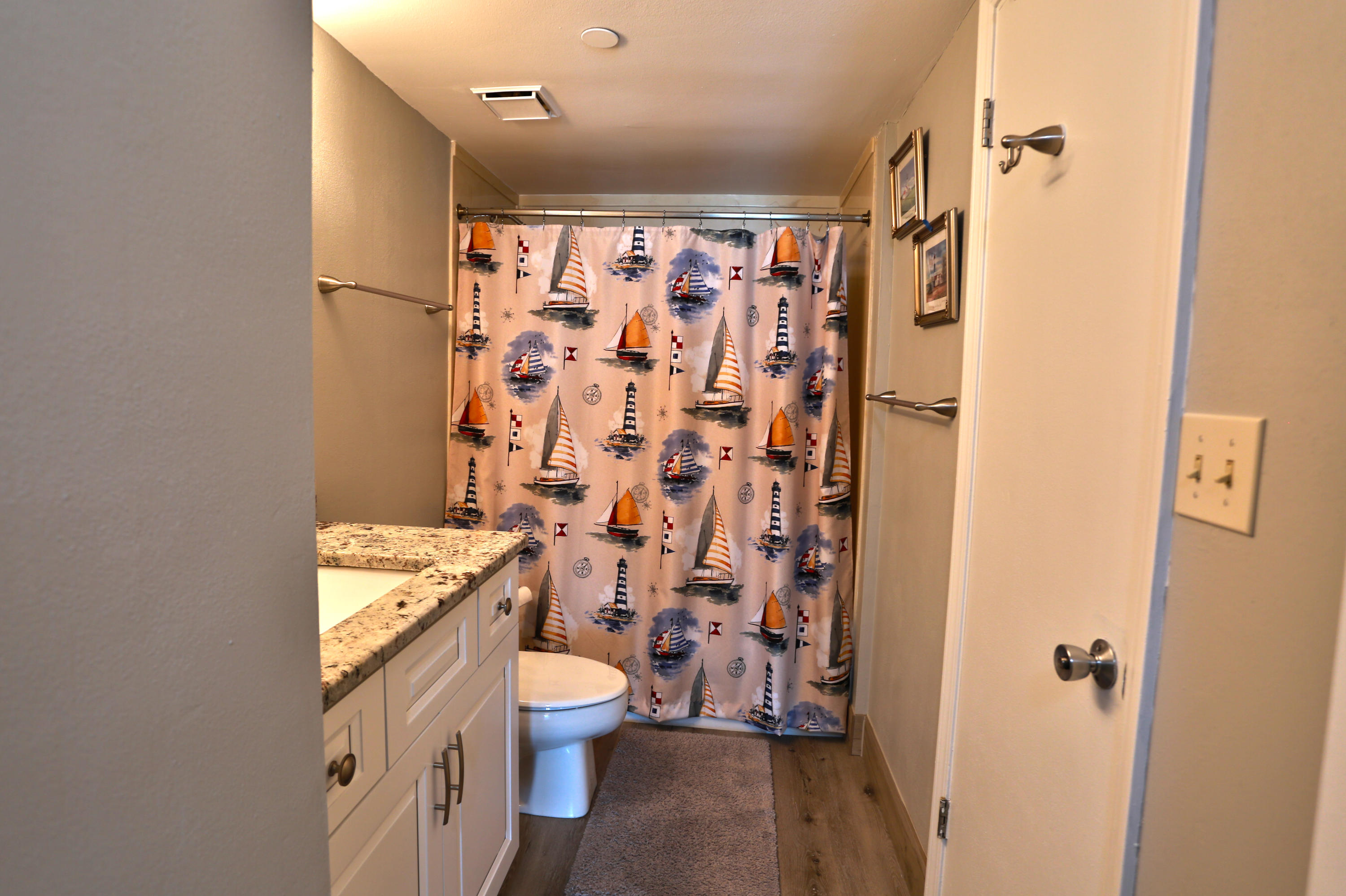 NAUTILUS CONDO - Residential