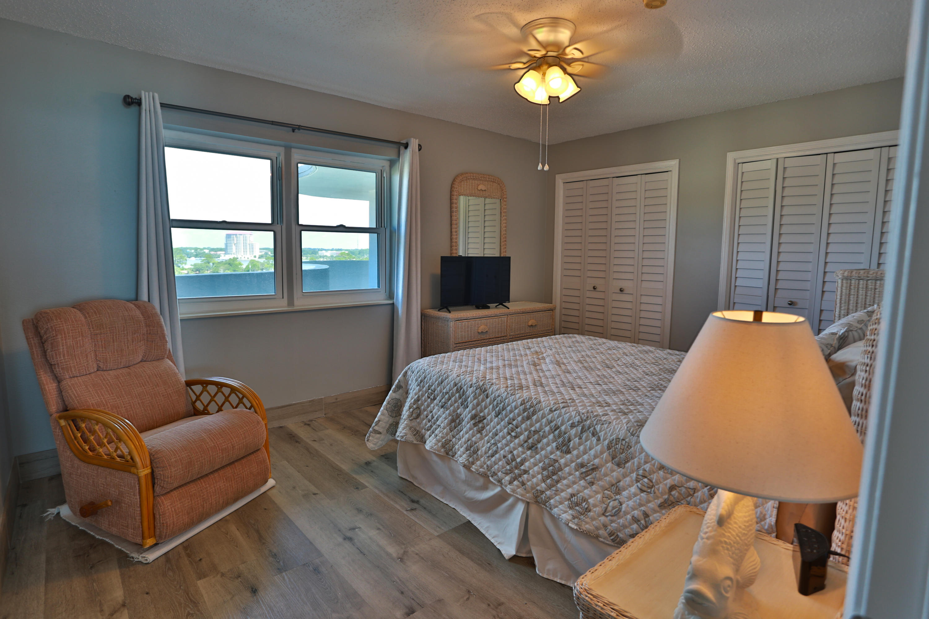 NAUTILUS CONDO - Residential
