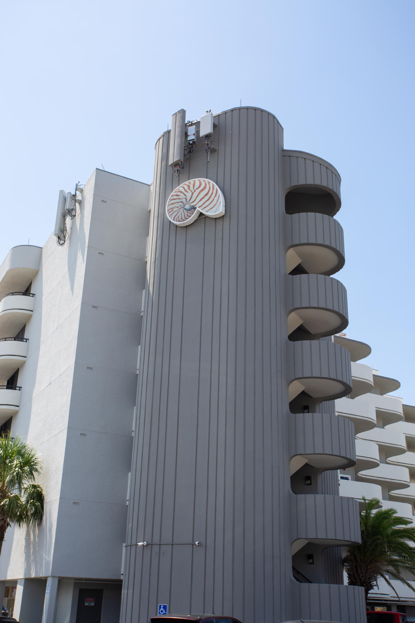 NAUTILUS CONDO - Residential
