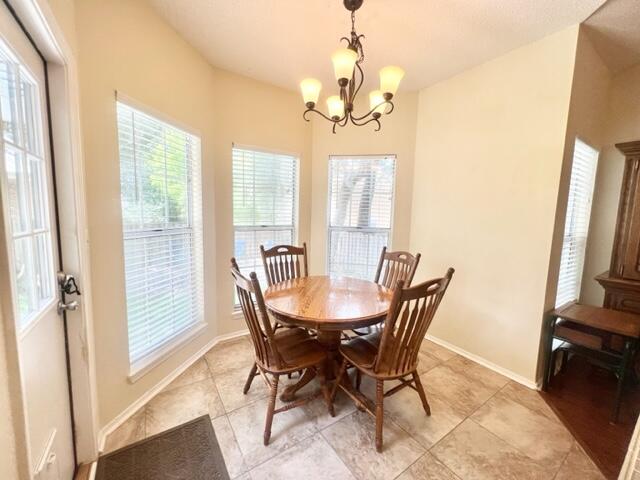 HIDDEN LAKES - Residential Lease